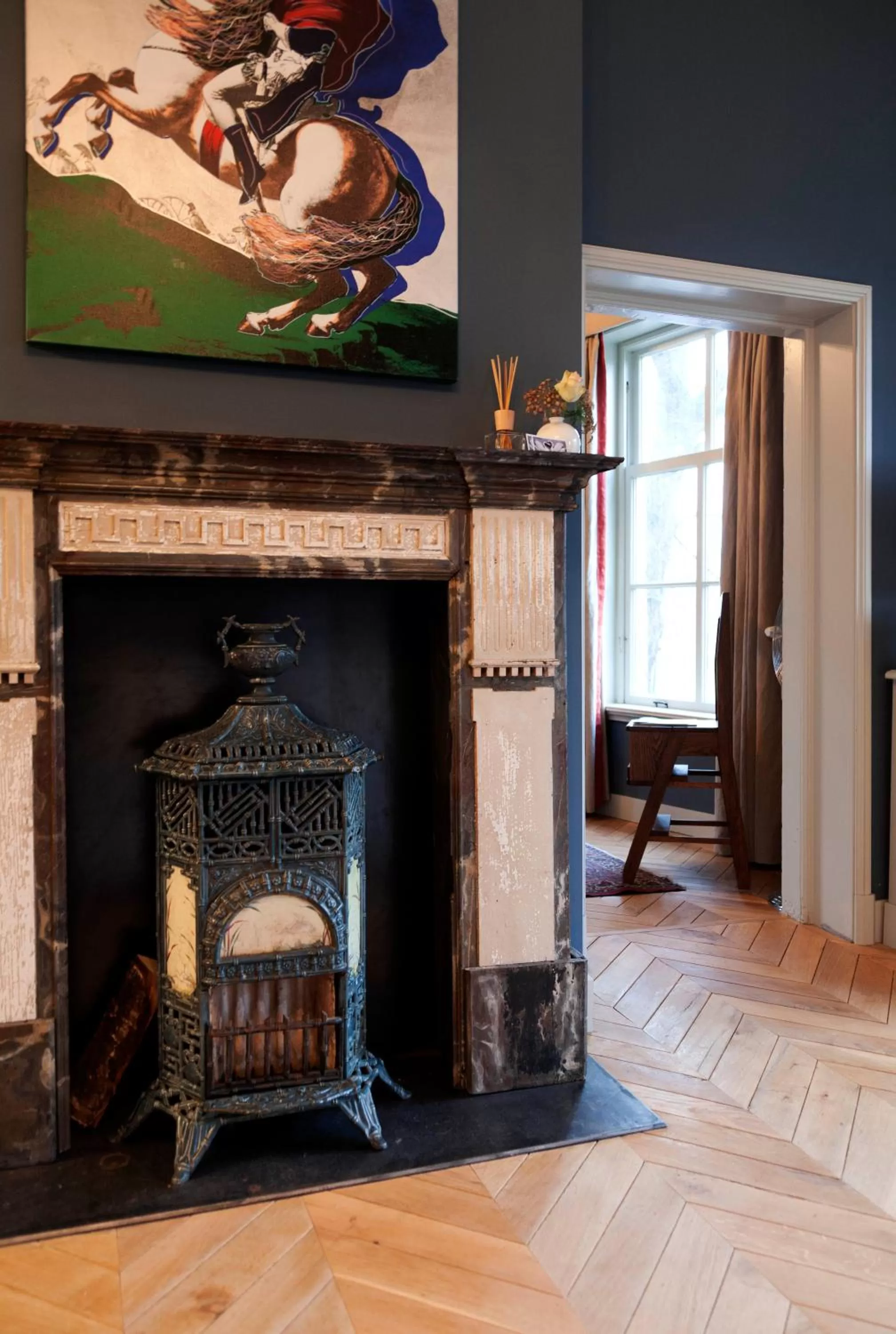 Decorative detail in Logement Swaenenvecht