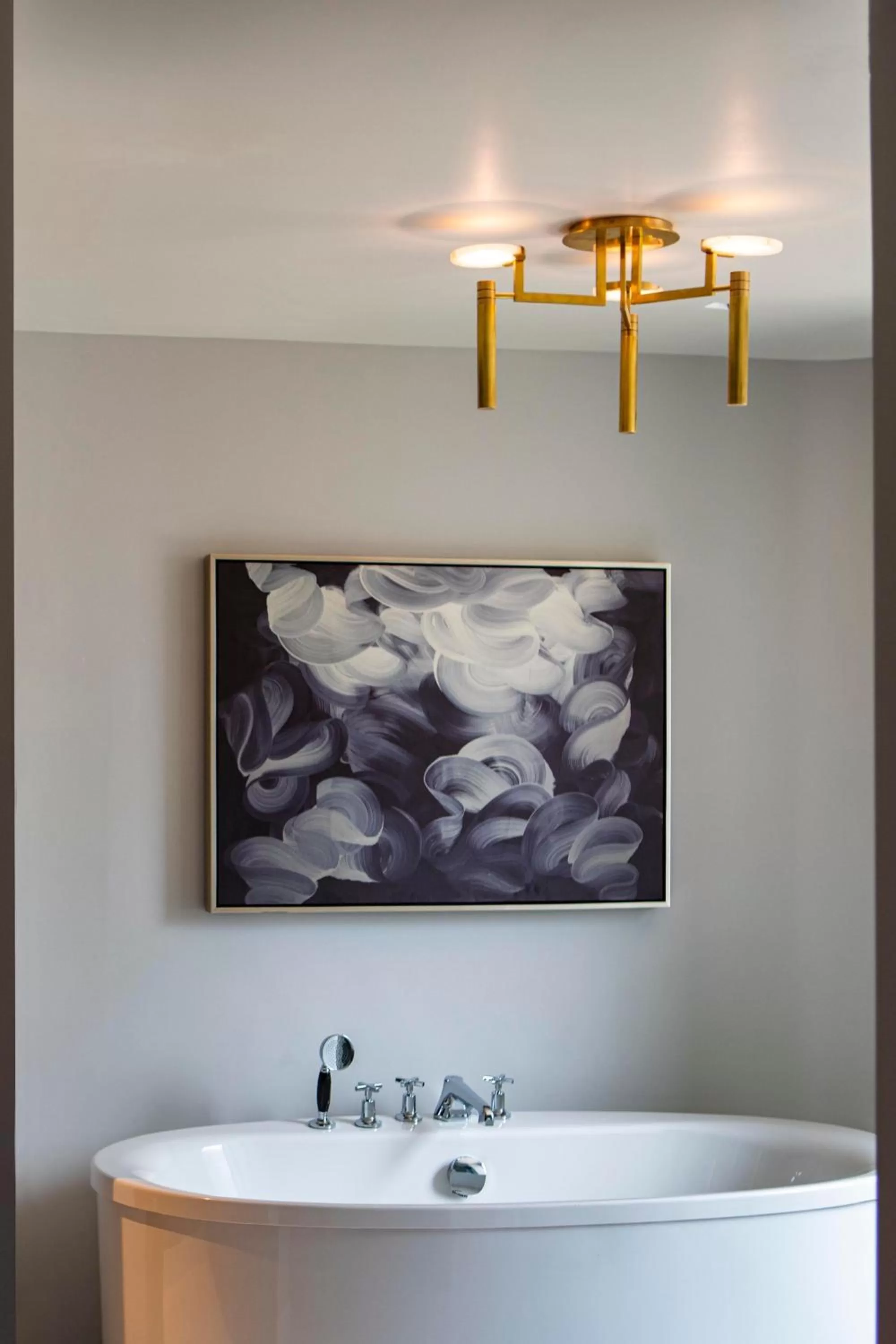 Photo of the whole room in JW Marriott Essex House New York