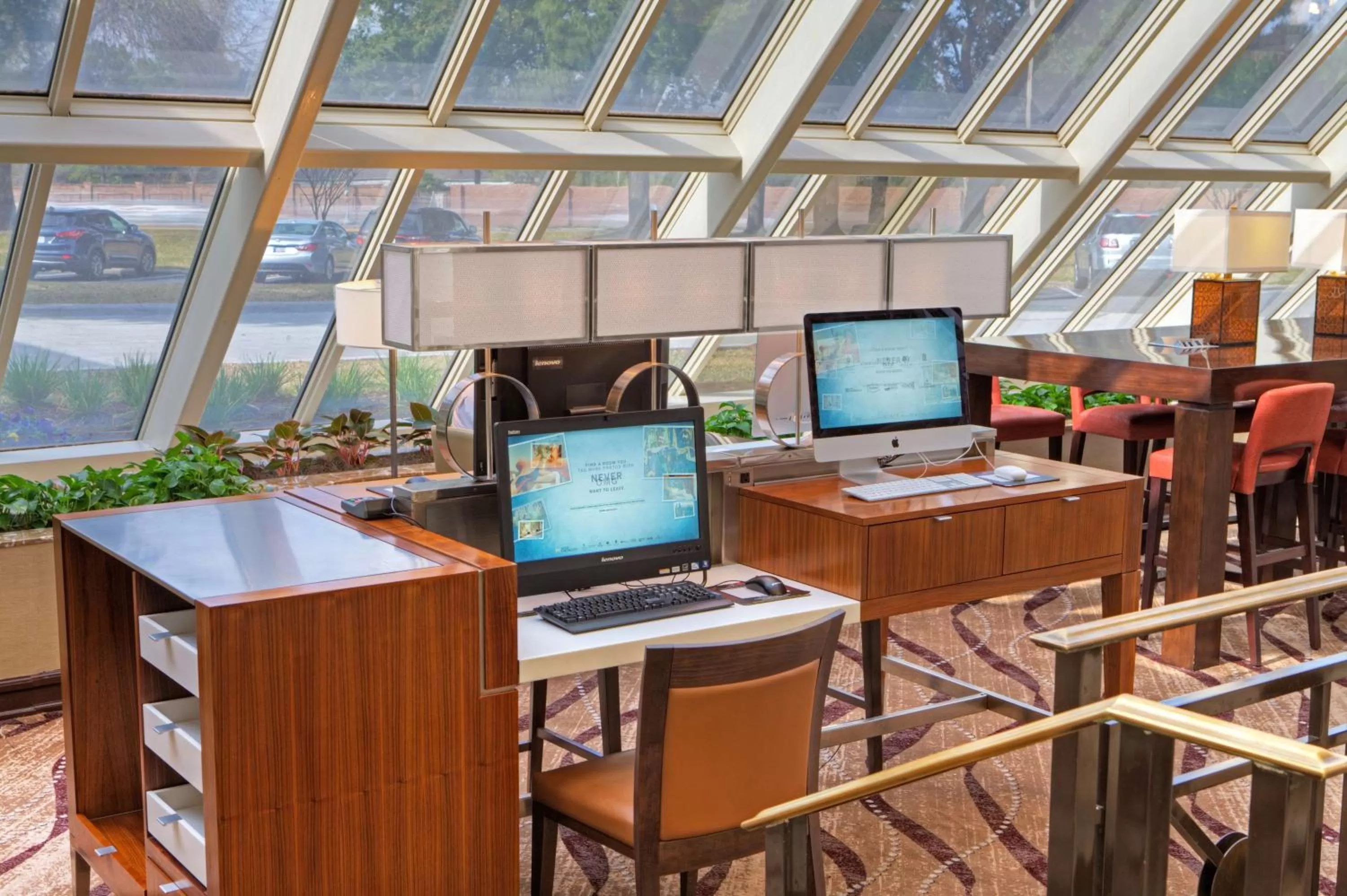 Business facilities in Hilton Houston Westchase