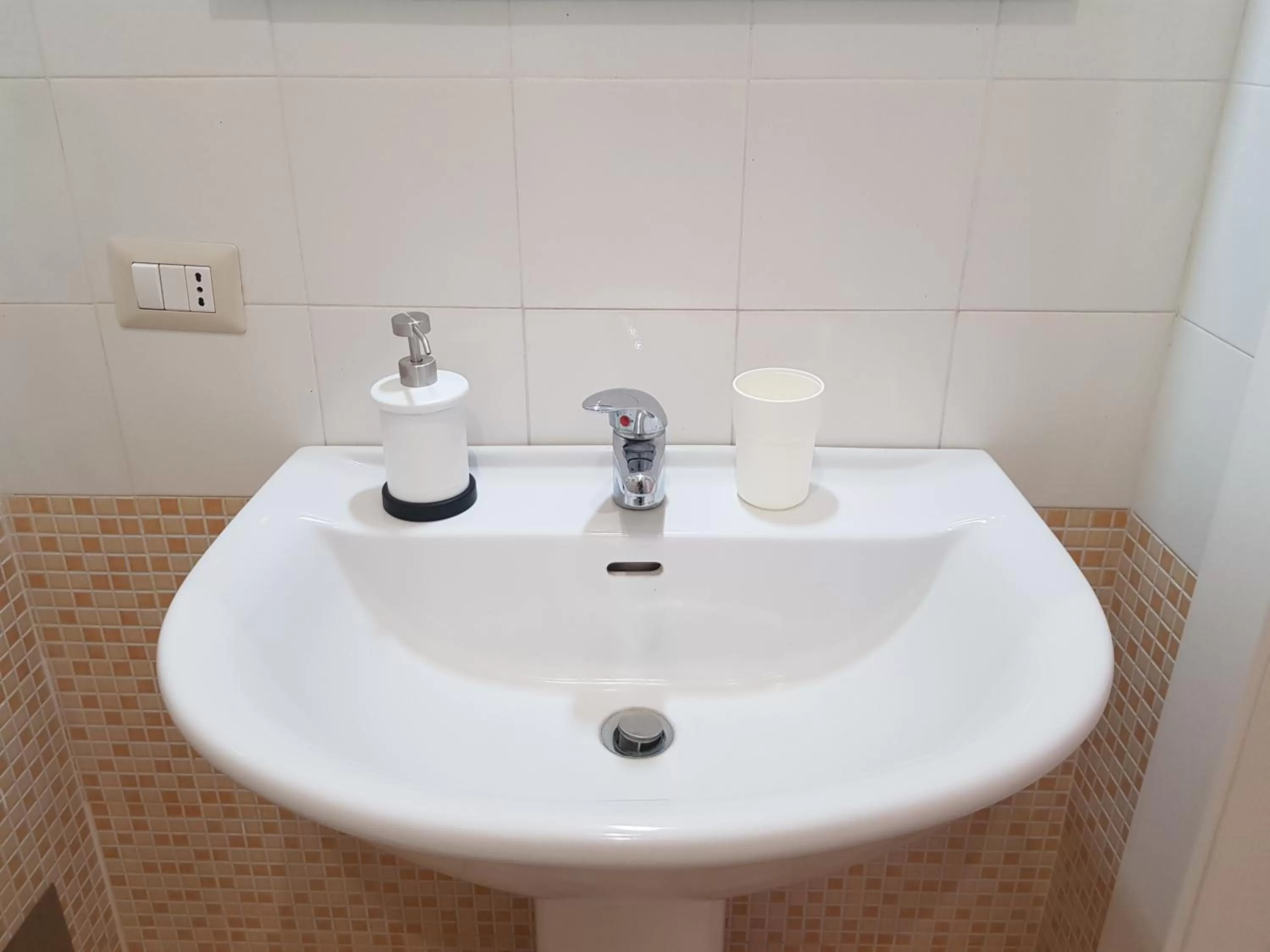 Shower in B&B Gisira