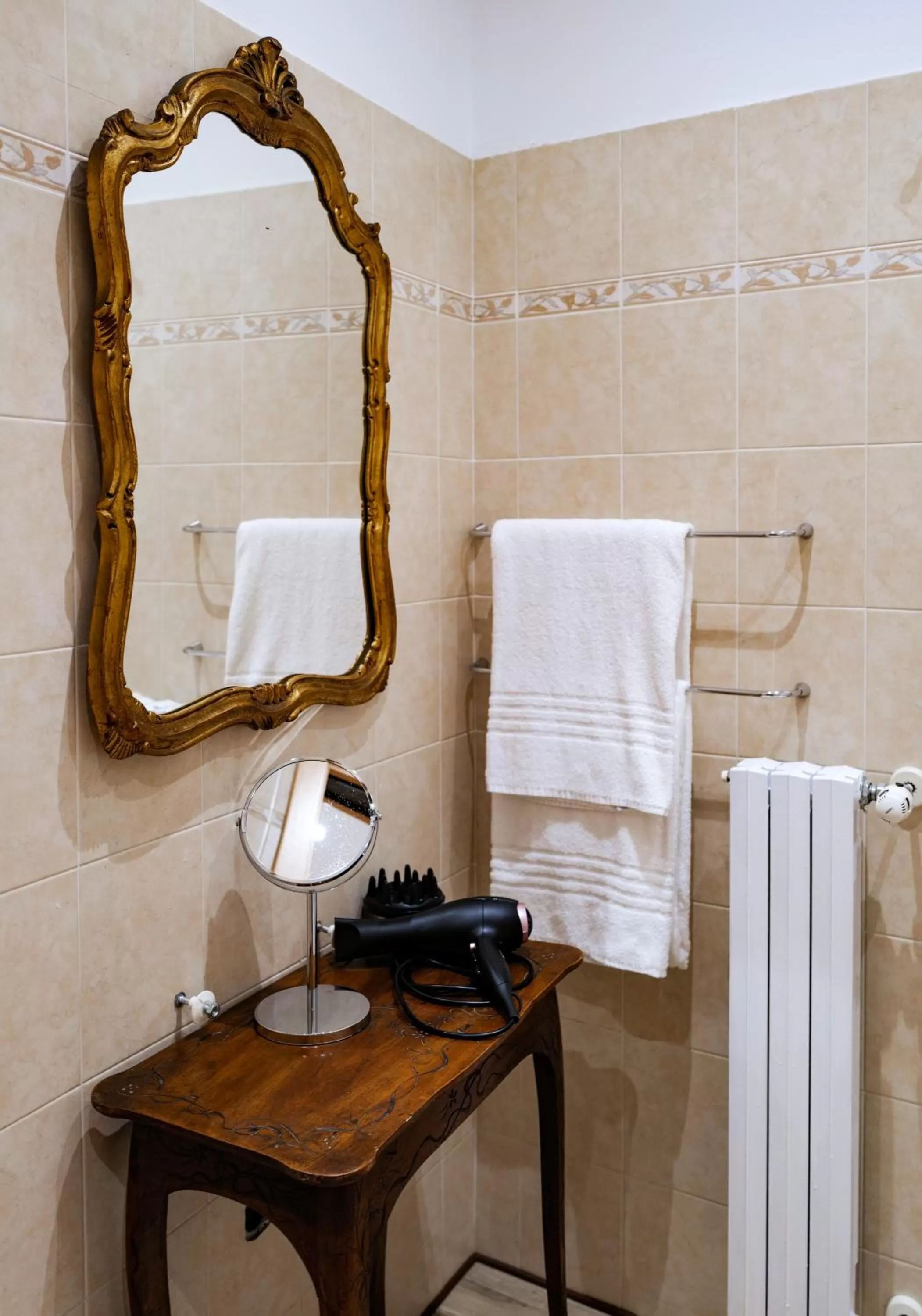 Bathroom in Convento Boutique Hotel