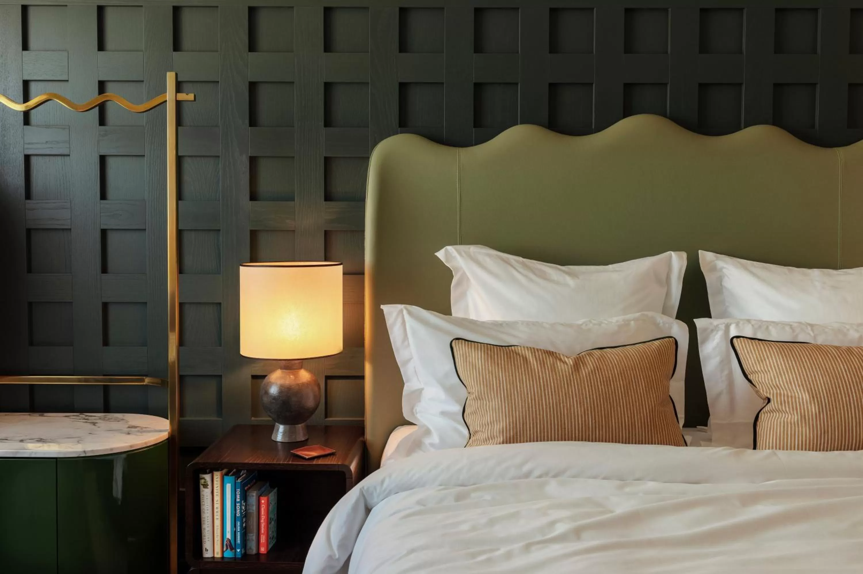 Bedroom, Bed in The Hoxton, Rome