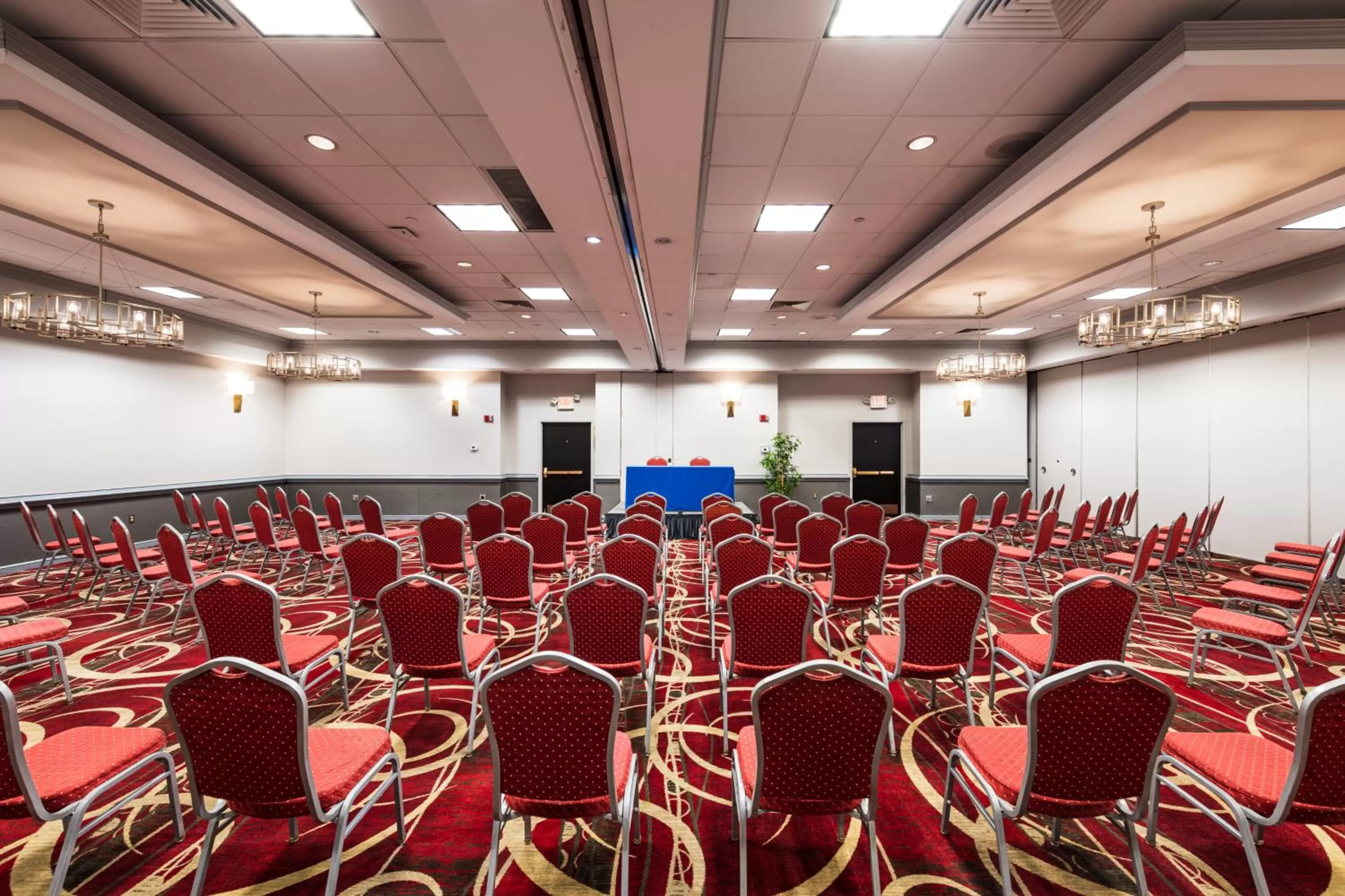 Meeting/conference room in Crowne Plaza Newark Airport by IHG