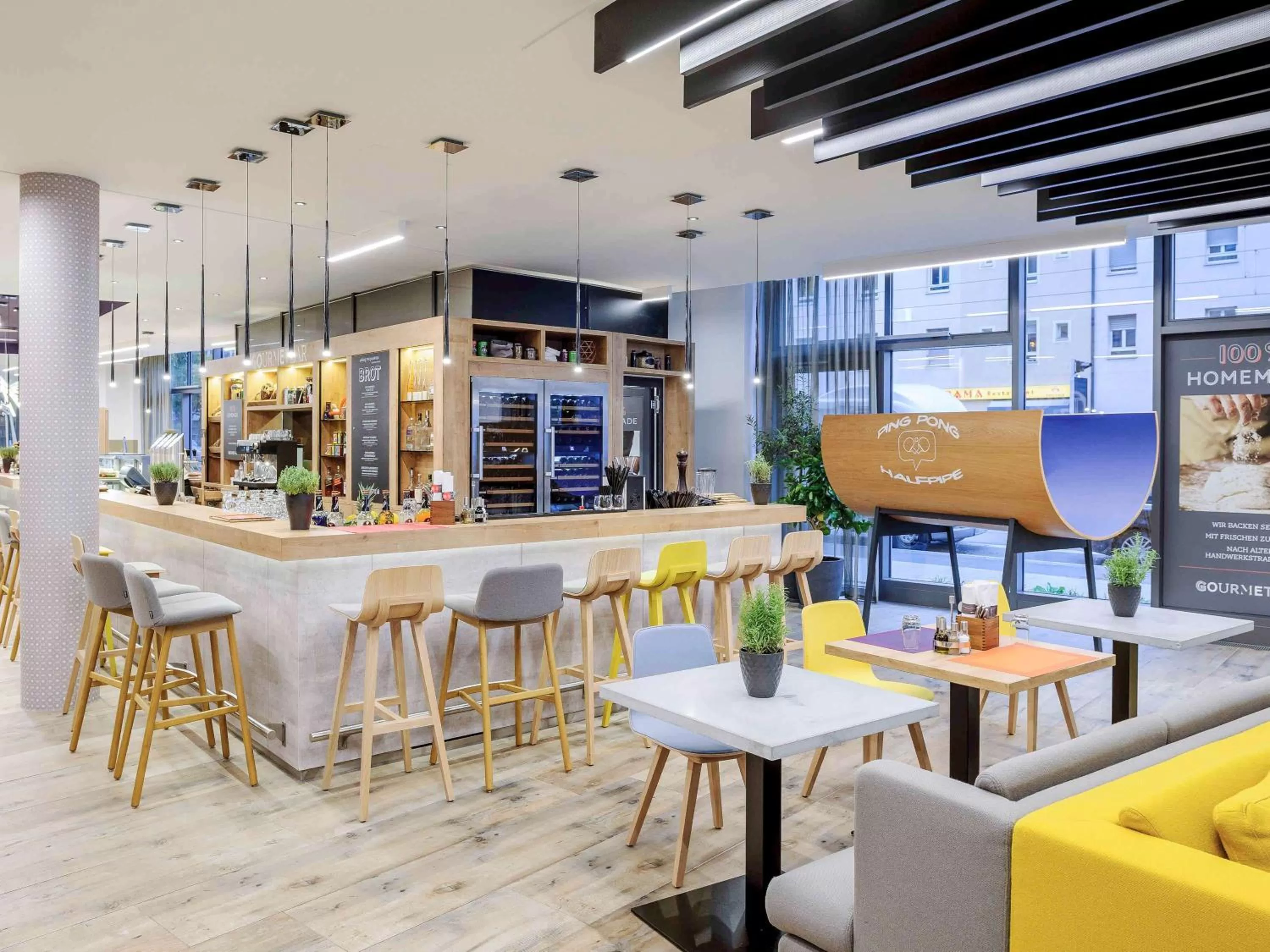 Restaurant/places to eat in Novotel München City Arnulfpark