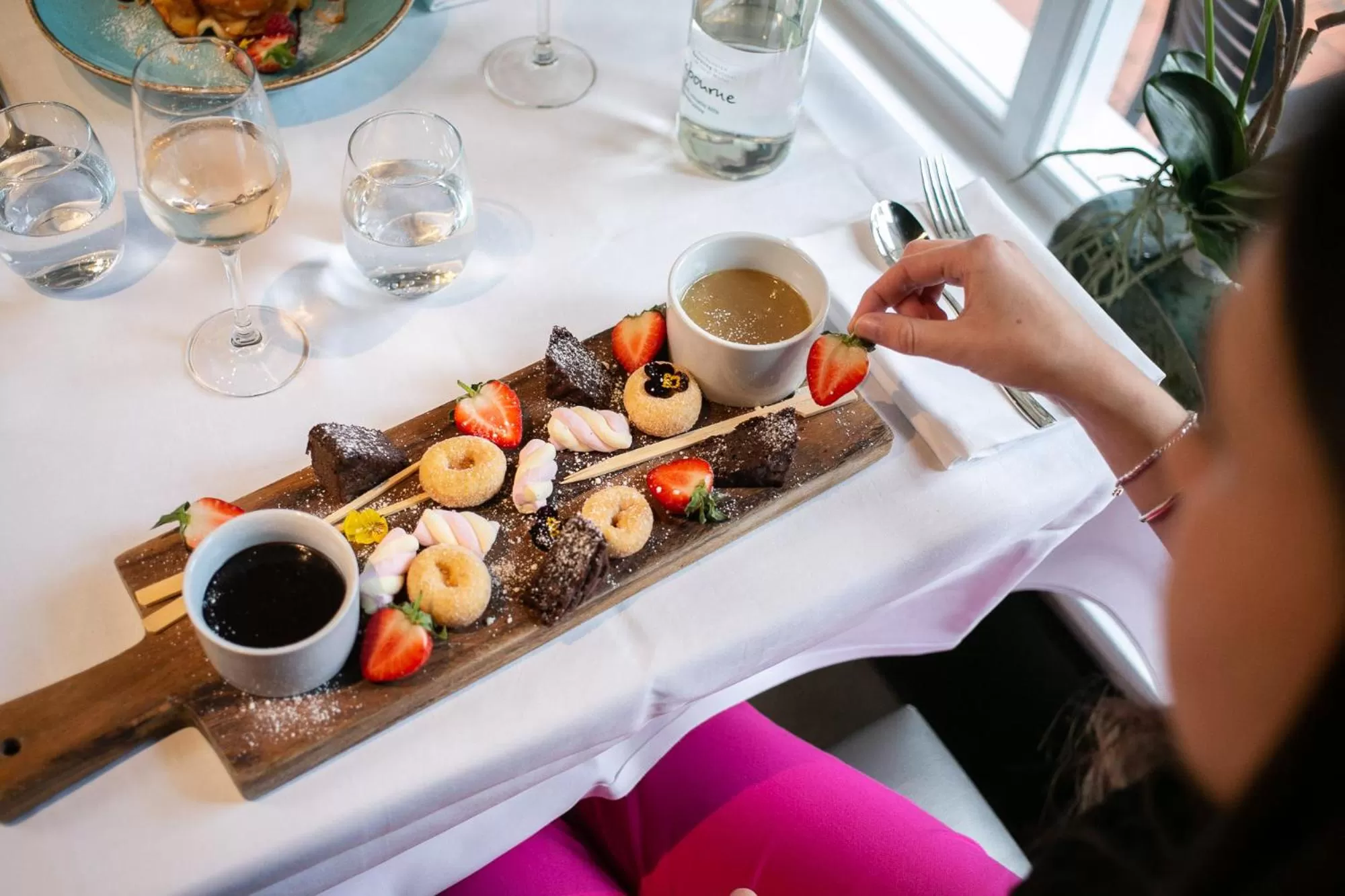 Restaurant/places to eat in One Warwick Park Hotel