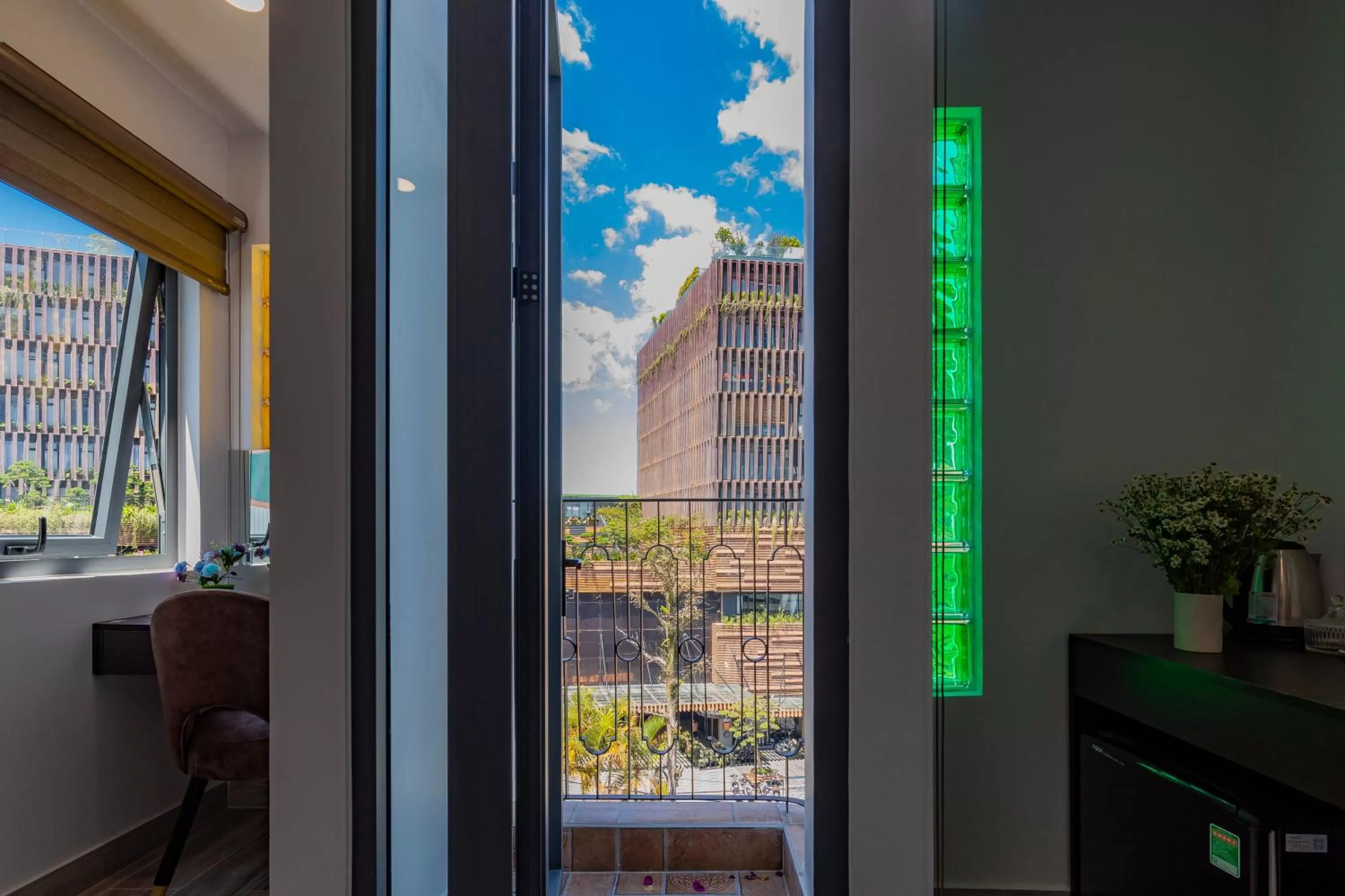 Nearby landmark in Khanh Uyen 3 Hotel