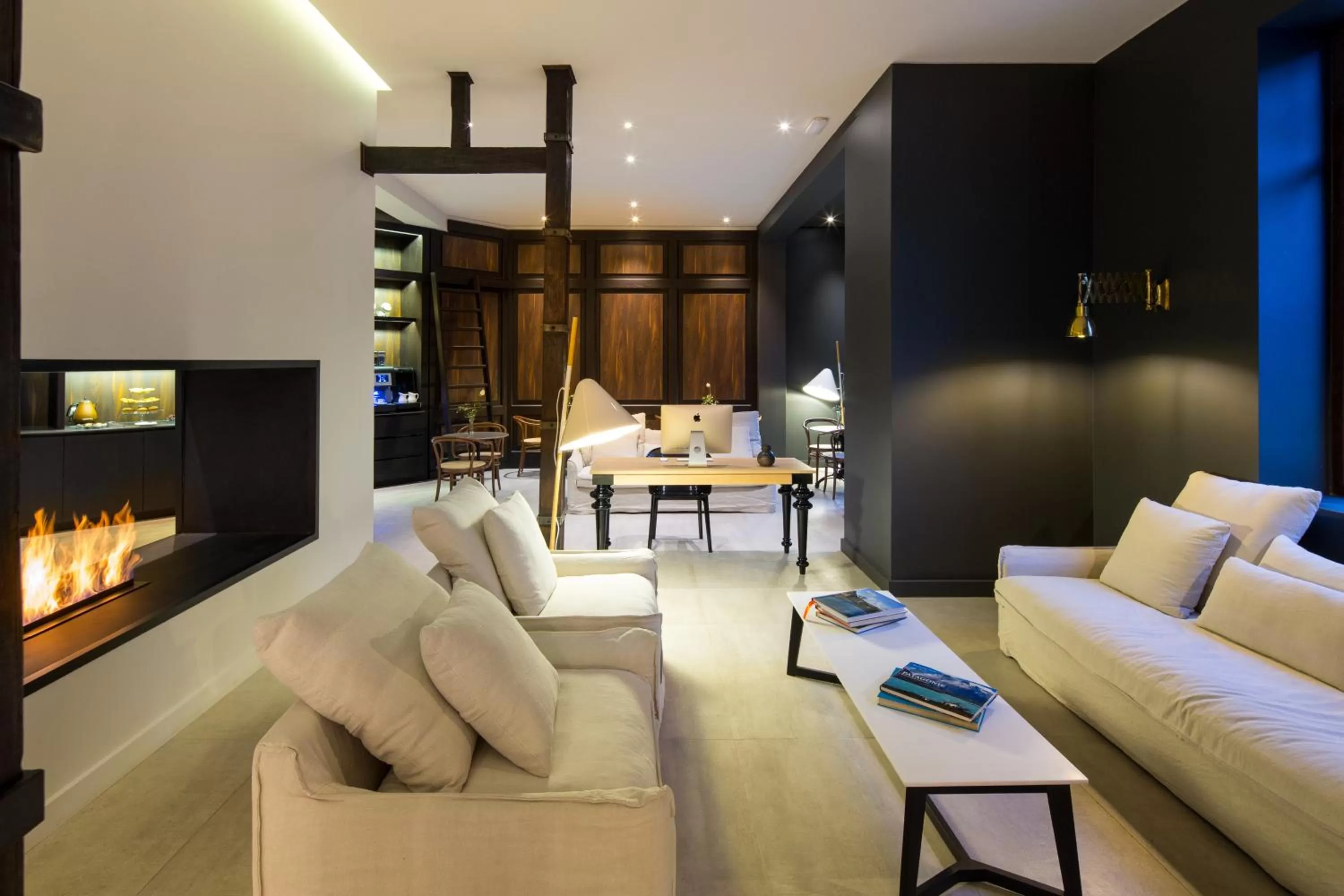 Lobby or reception in Hotel Altiplanico Bellas Artes