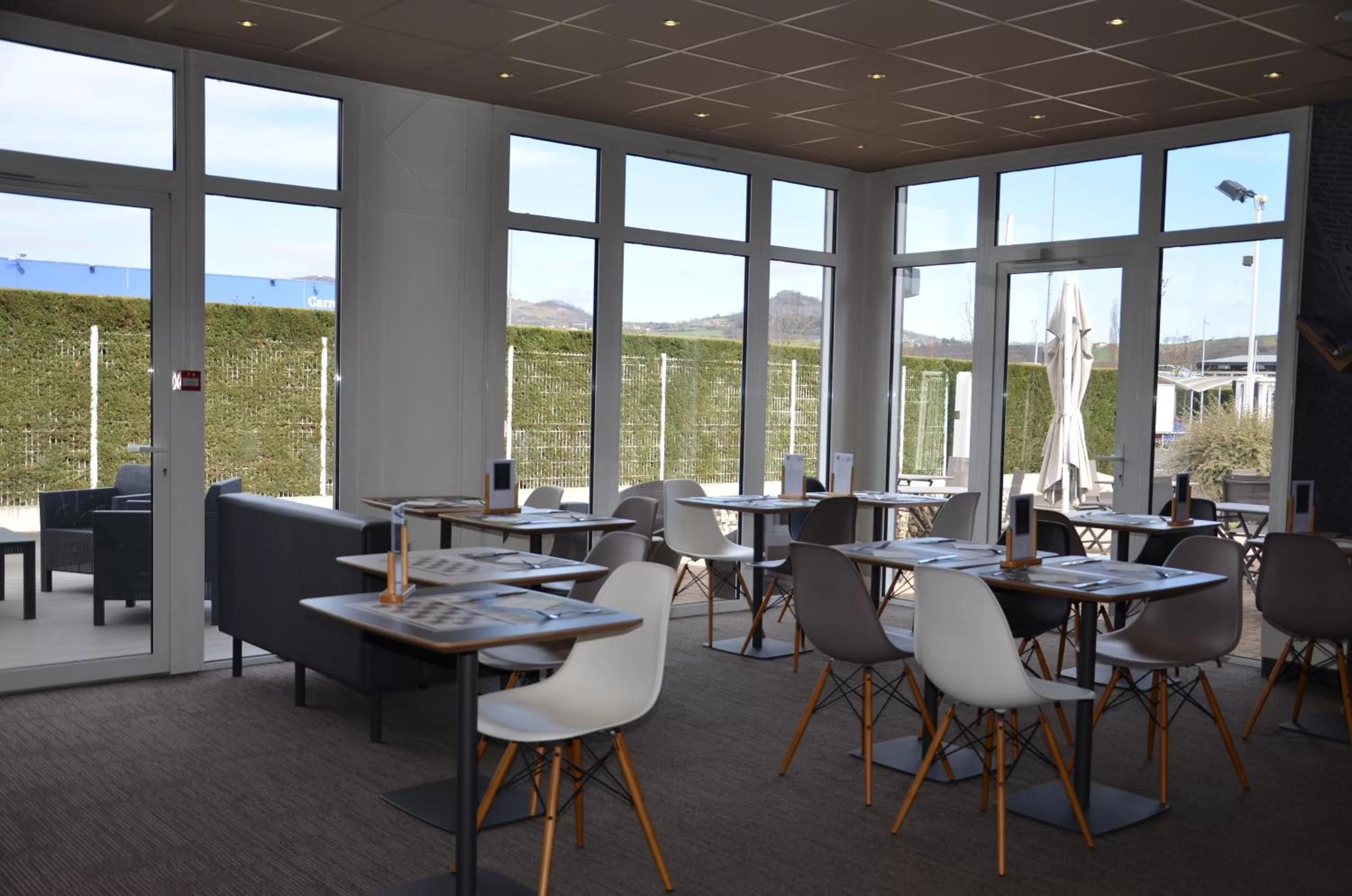 Restaurant/places to eat in ibis Issoire