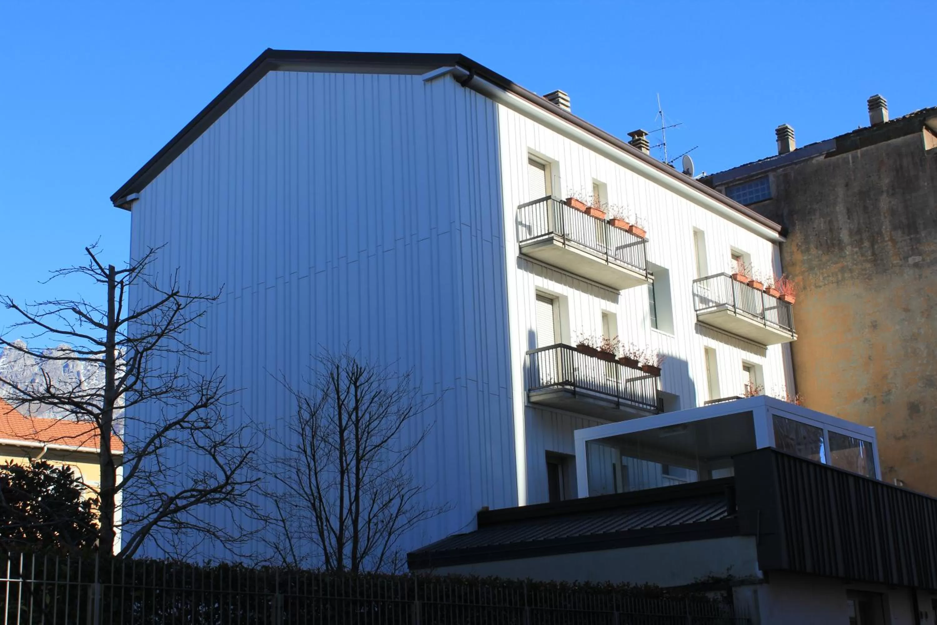 Property building in SoloSonno