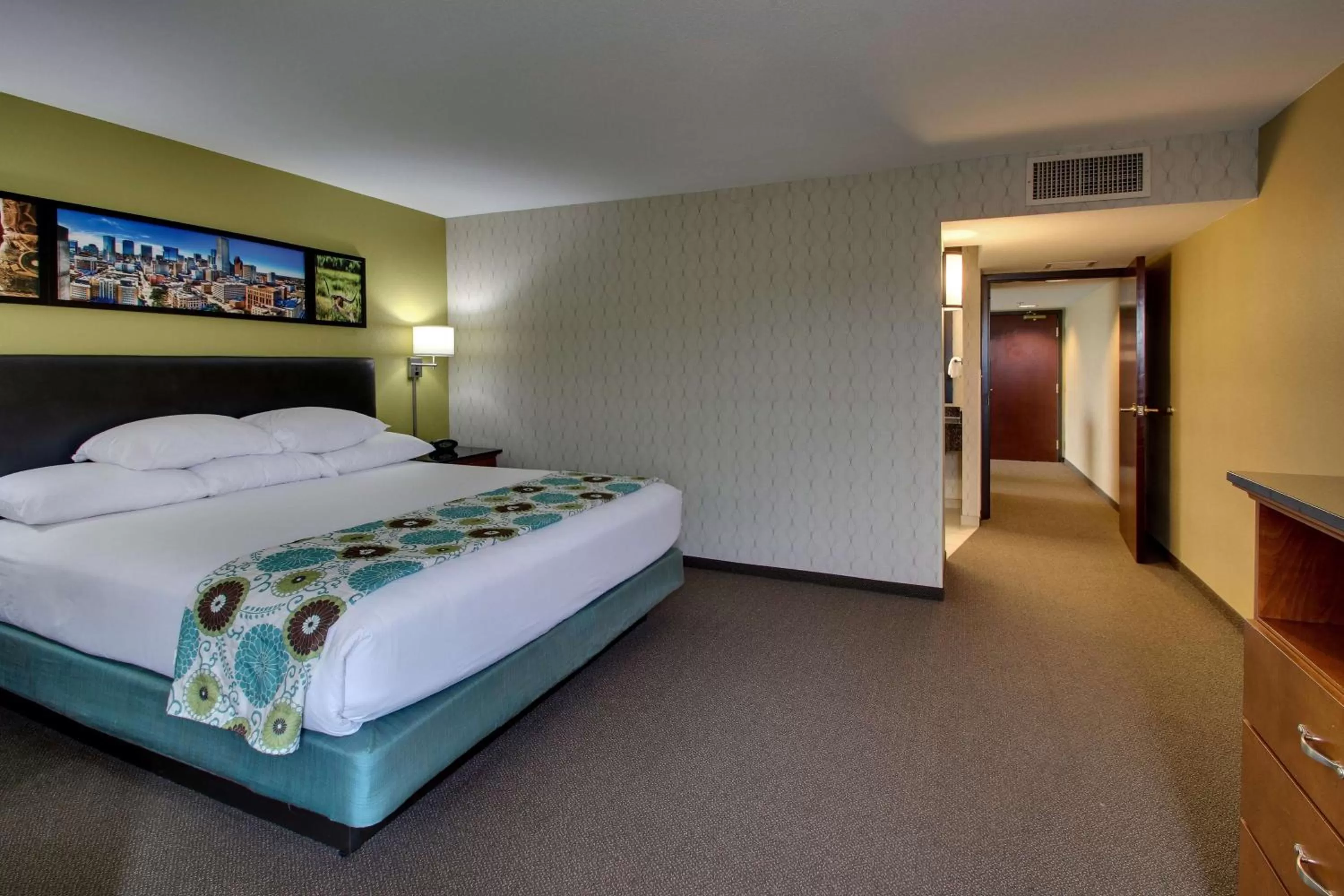 Superior King Suite with Sofa Bed - High Floor in Drury Inn & Suites Houston The Woodlands
