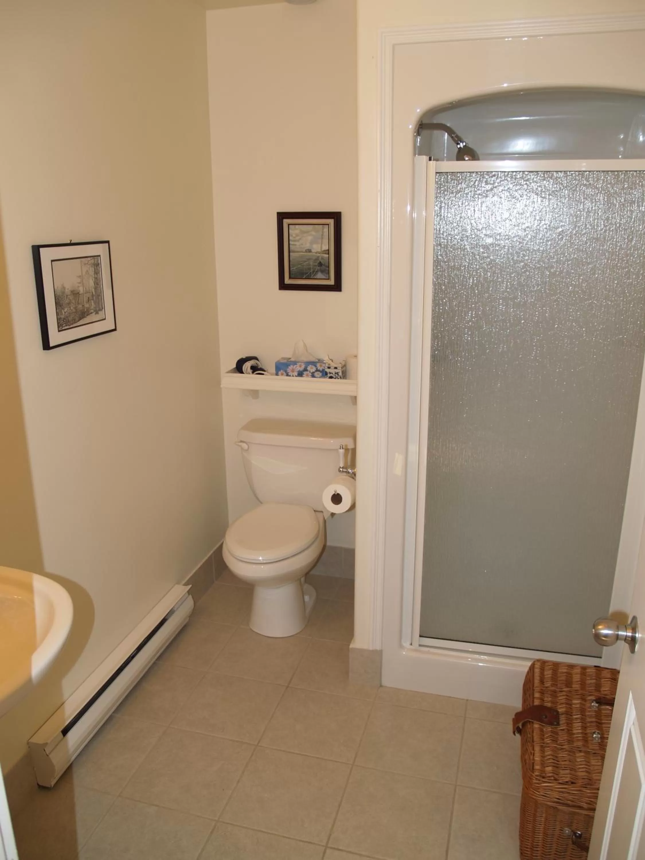 Bathroom in Bakers Chest B&B