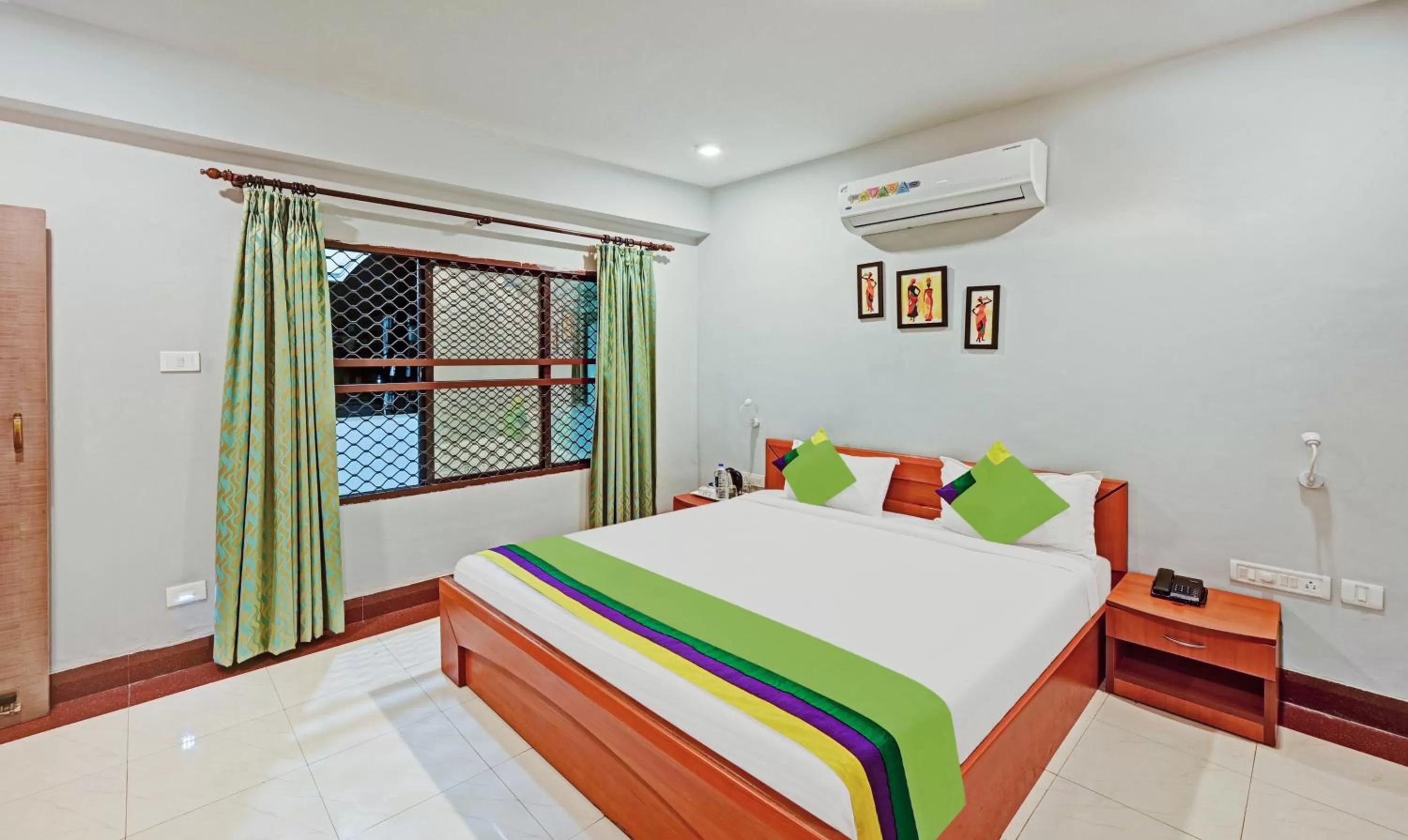 Bedroom, Bed in Treebo Sidhartha International Baliapanda