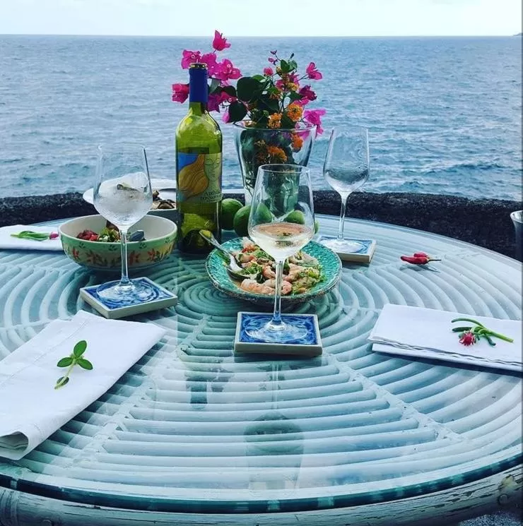 Food and drinks in Aci Brezza di Mare