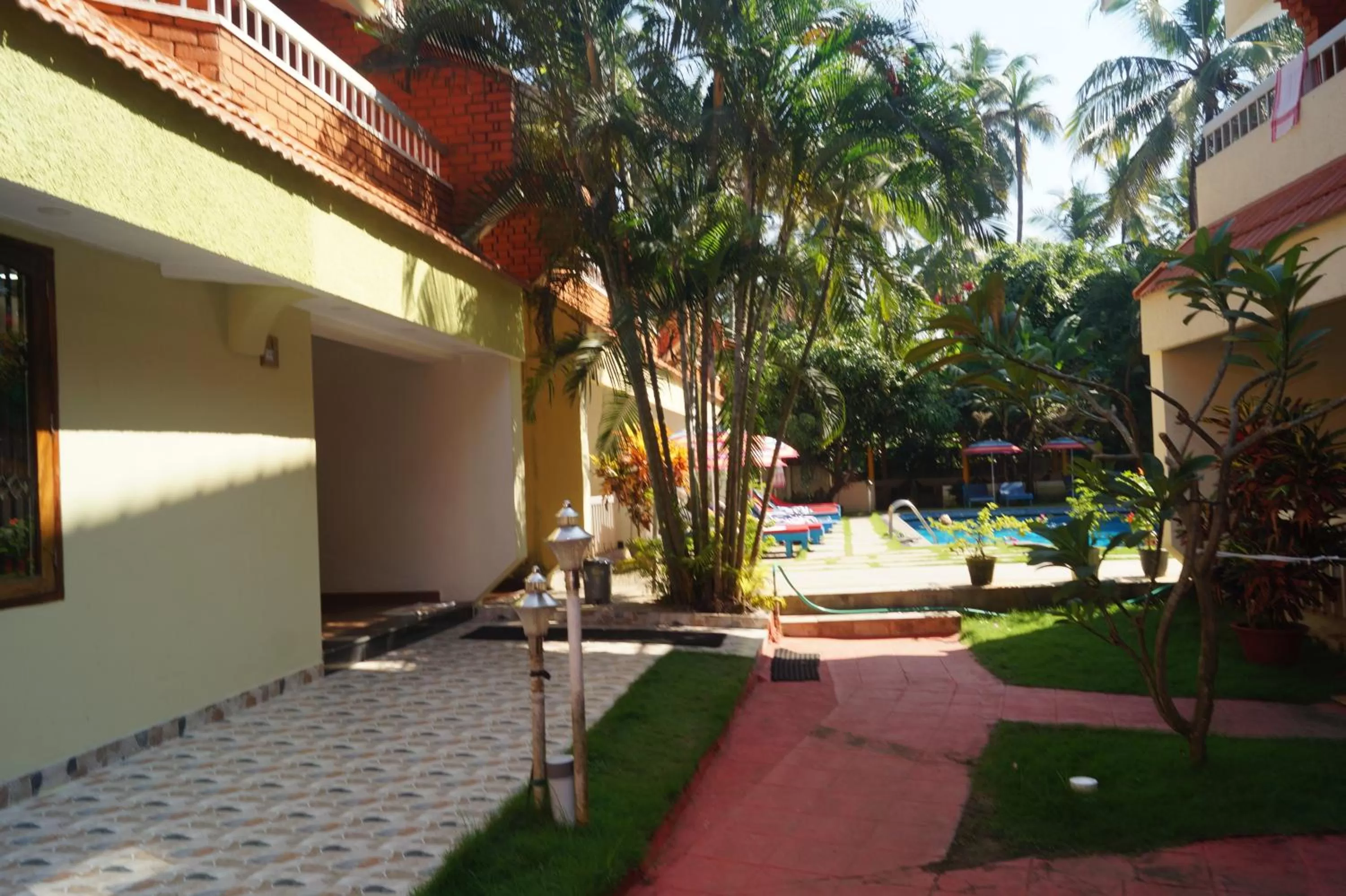 Property building in Hotel Thushara