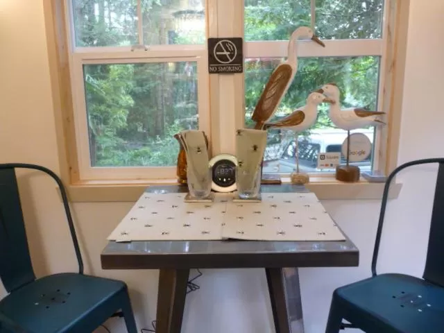 Coffee/tea facilities in Magnolia Petal