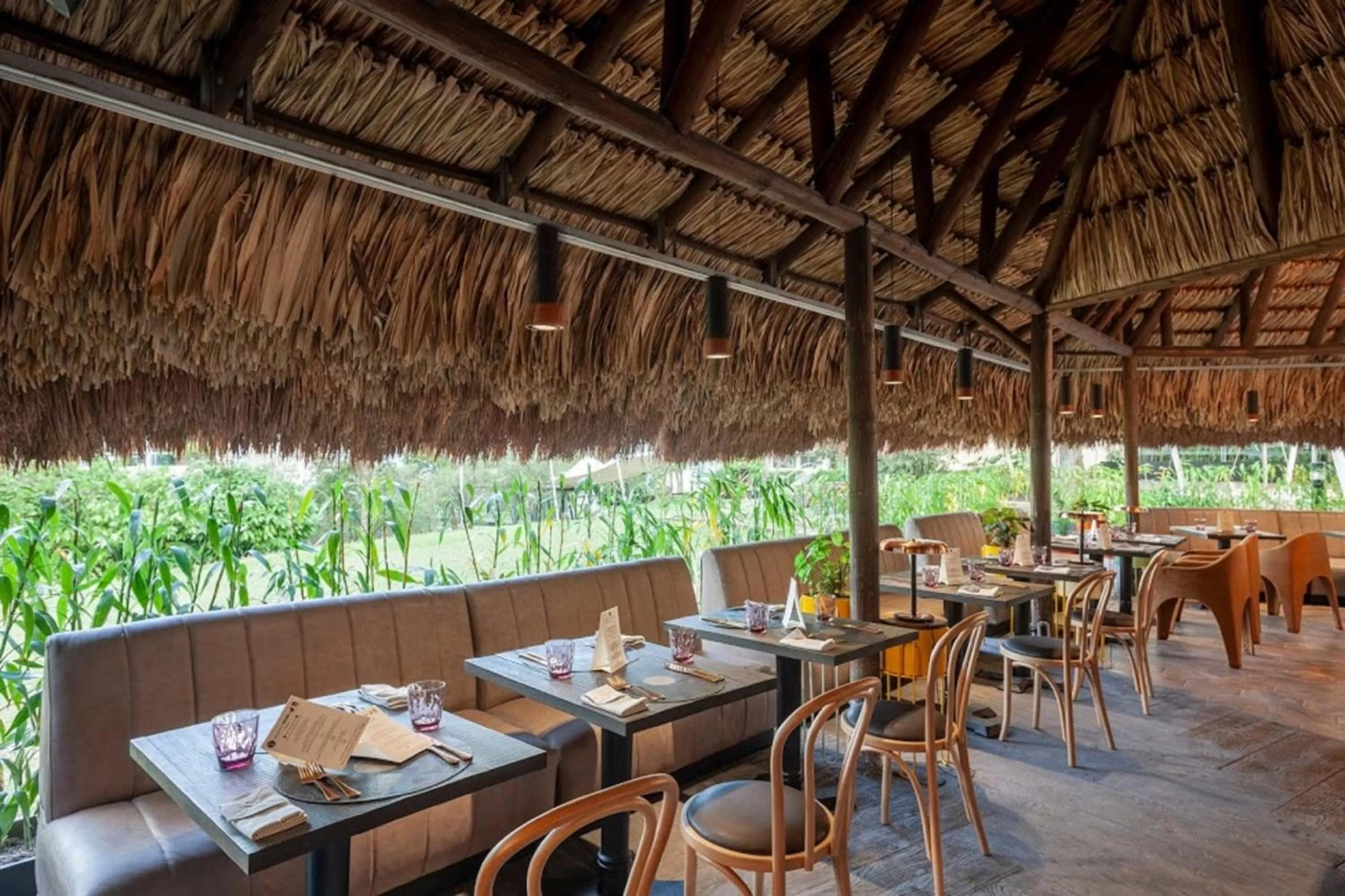 Restaurant/places to eat in InterContinental Medellin - Movich by IHG