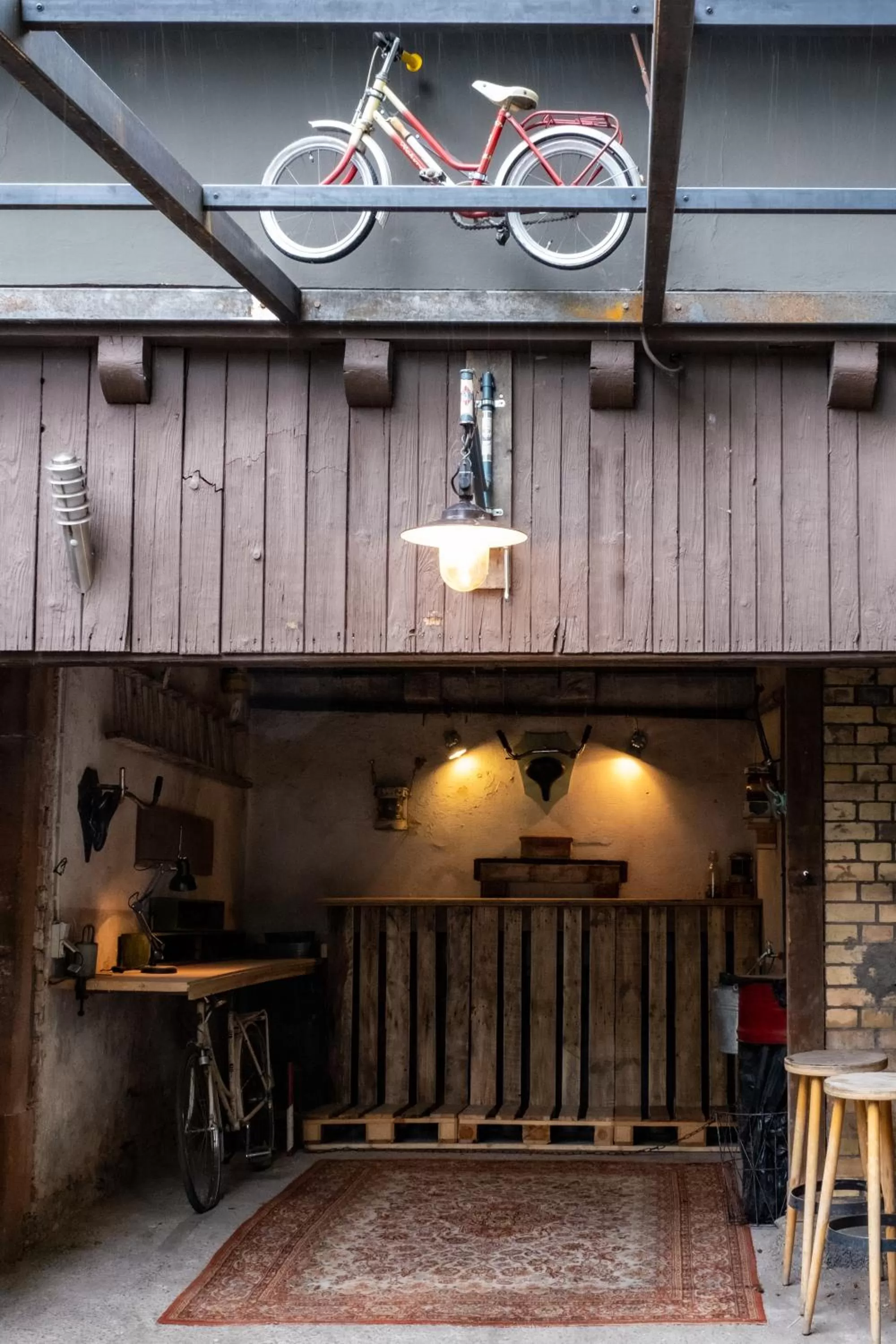 Cycling in Hafen 17 Hotel Küche Bar