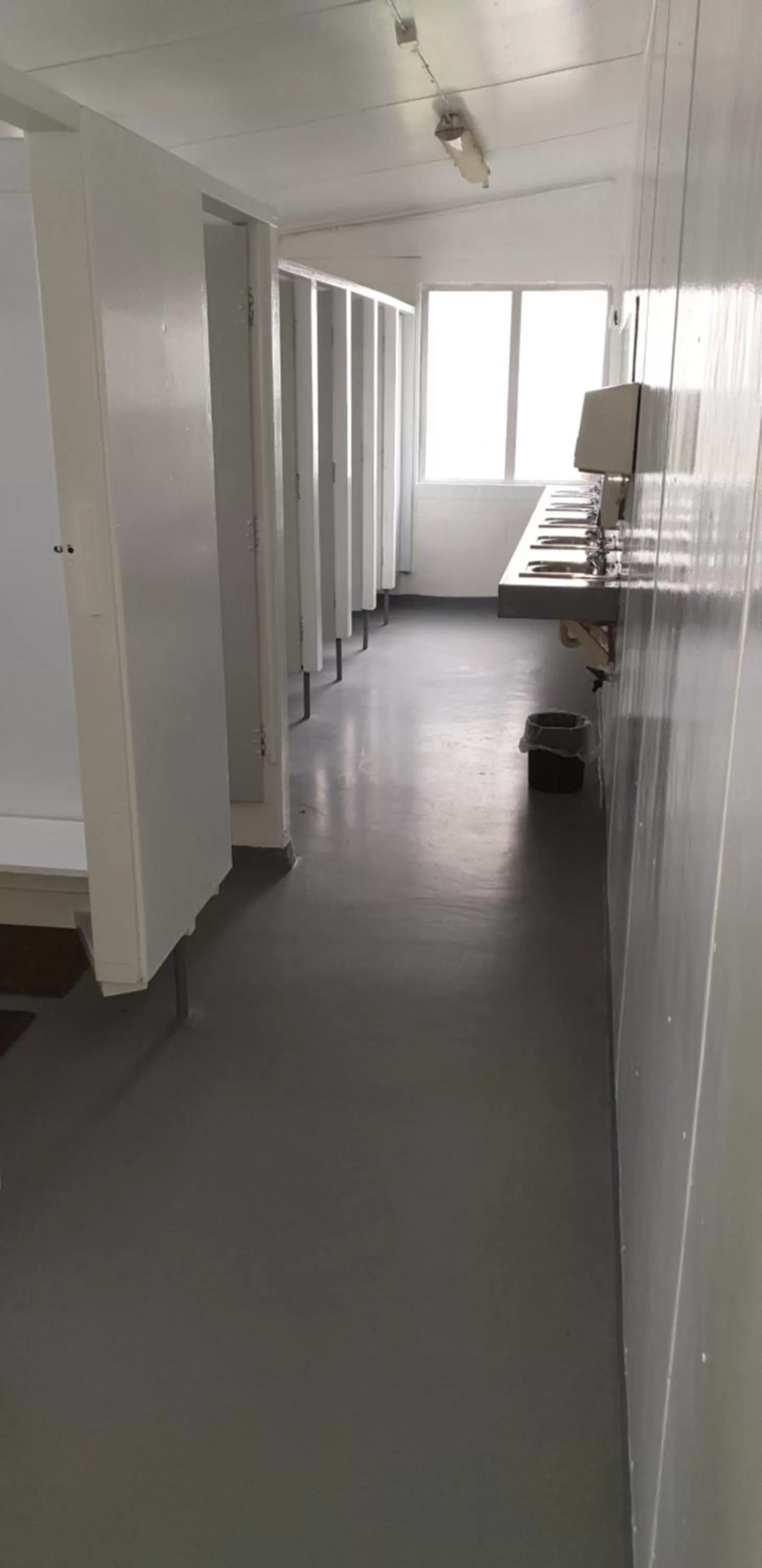 Area and facilities in Camellia Court Family Motel