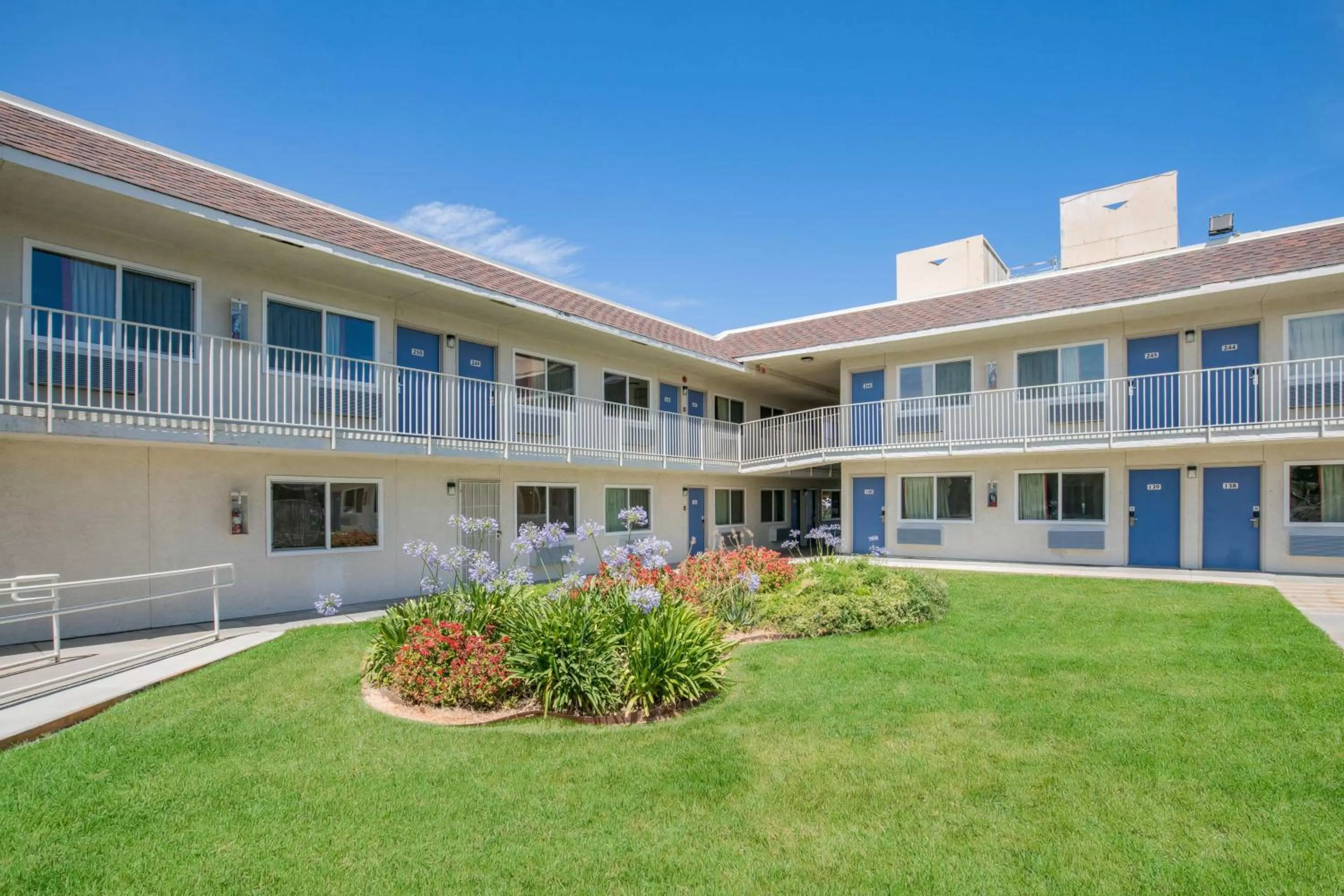 Property building in Motel 6 Williams, Ca