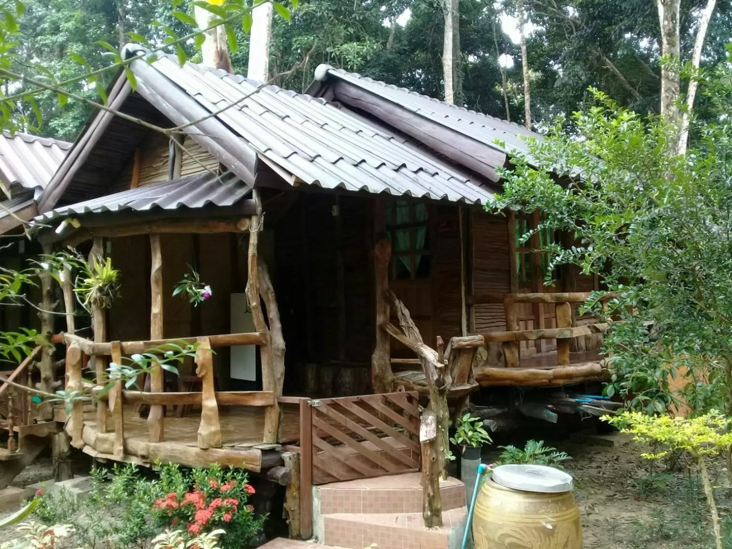 Property building in Koh Kood Little Hut