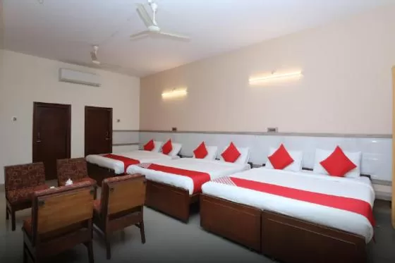 Bed in Hotel Kaveri