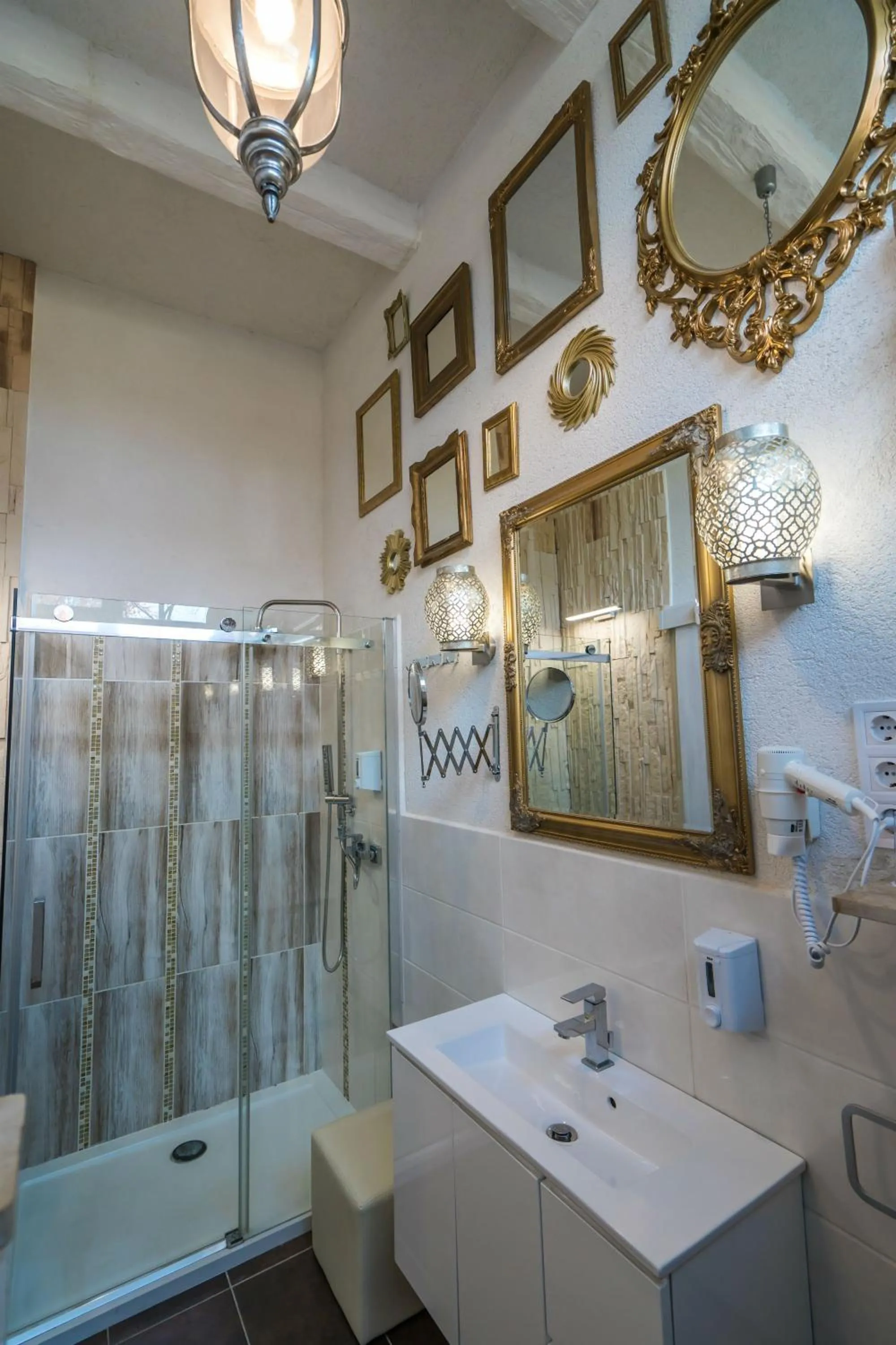 Bathroom in Janus Boutique Hotel & Spa