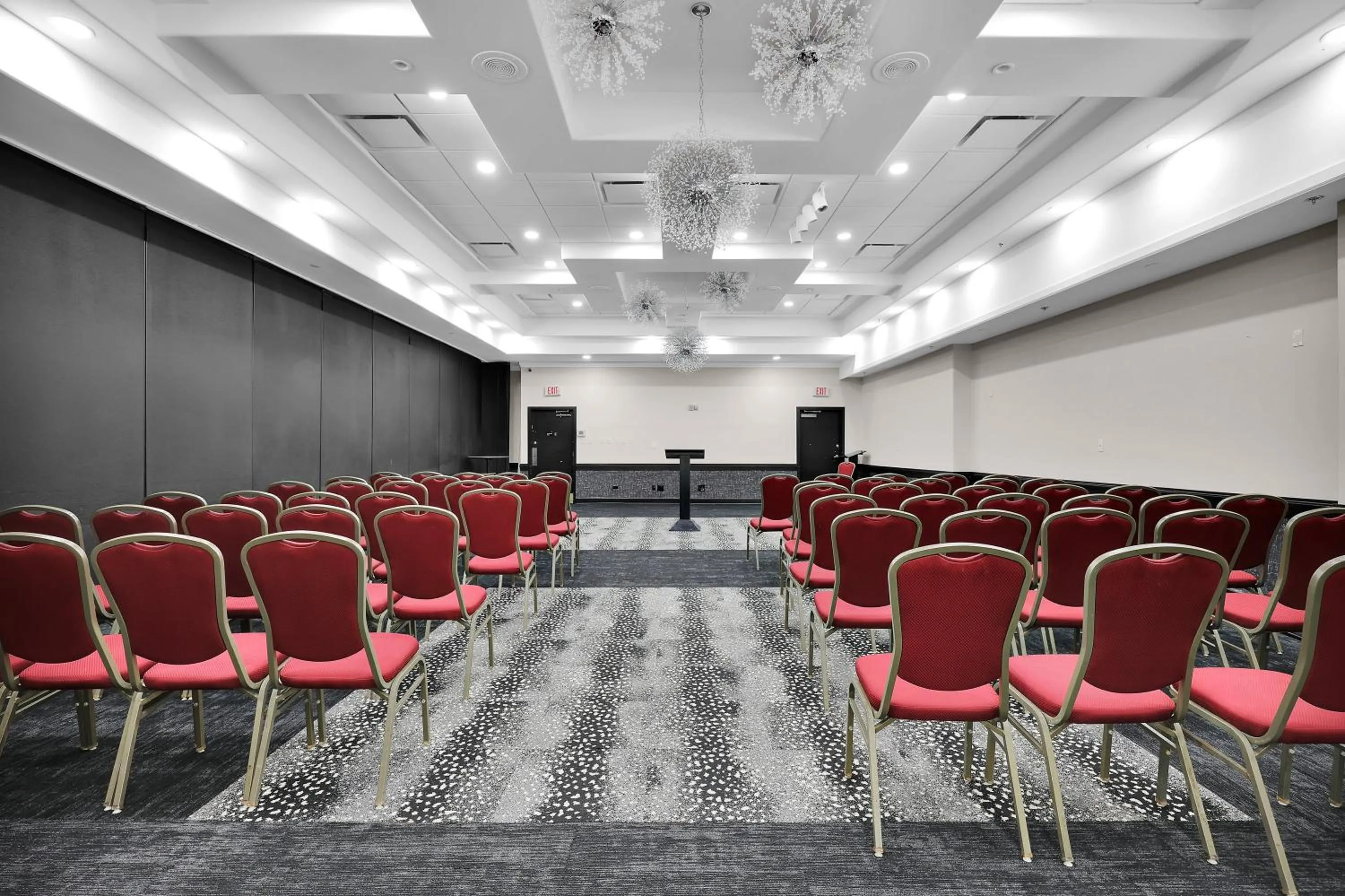 Meeting/conference room in Ramada by Wyndham Jacksonville I-95 by Butler Blvd