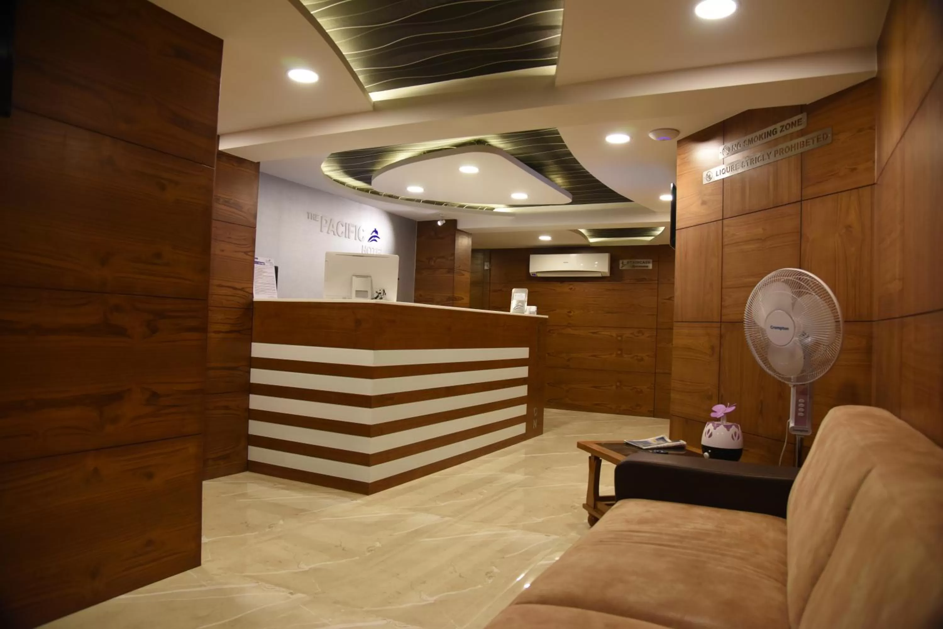 Lobby or reception, Lobby/Reception in The Pacific Hotel