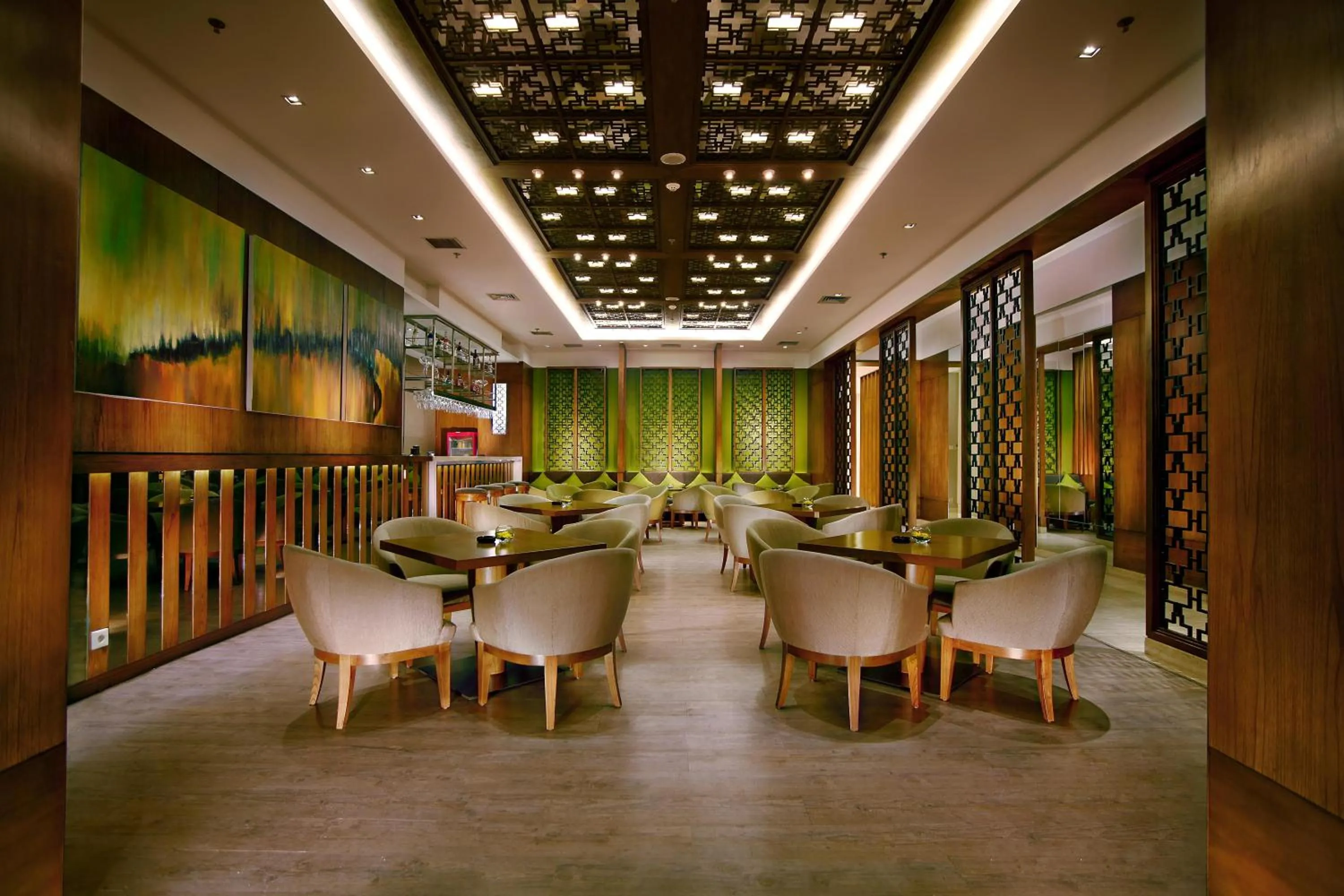 Communal lounge/ TV room in eL Hotel Jakarta