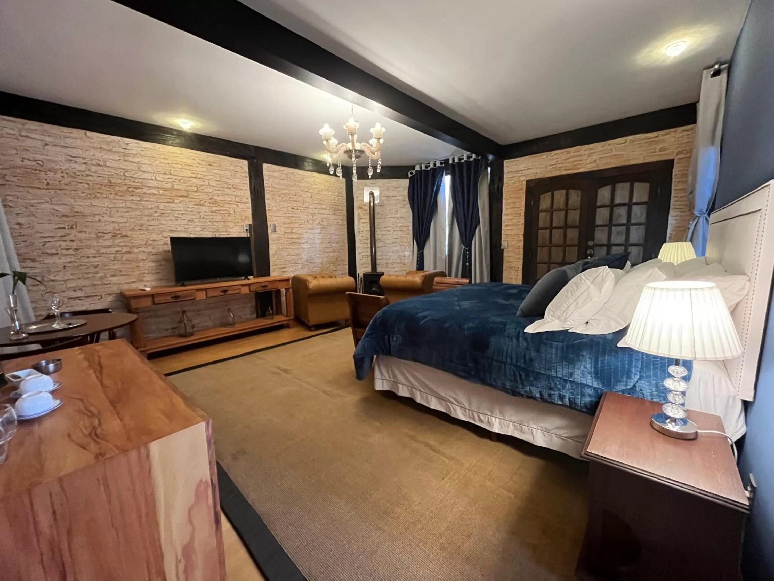 Photo of the whole room, Bed in Pousada Dona Bendita