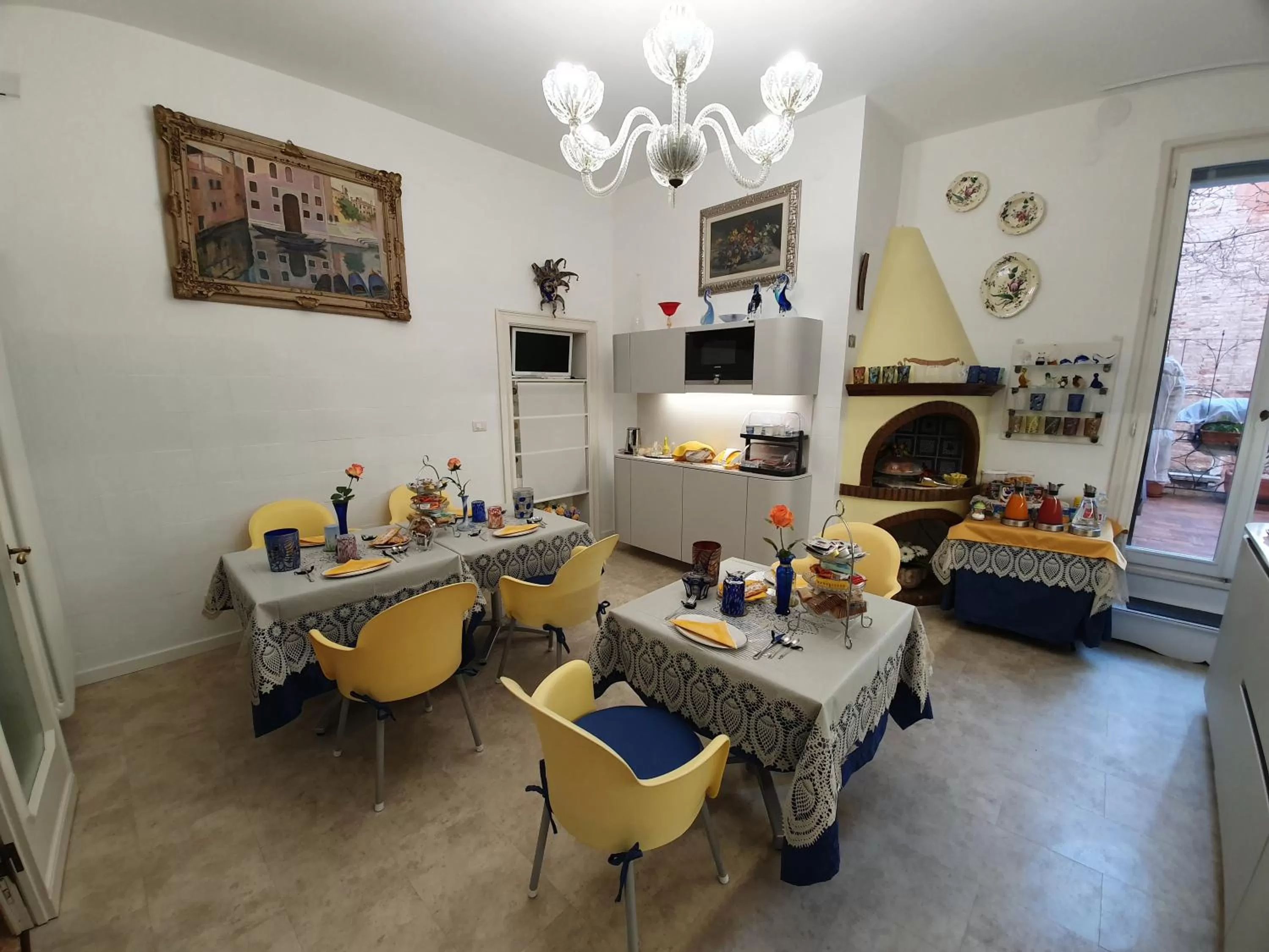 Food and drinks in B&B Beroni a Venezia