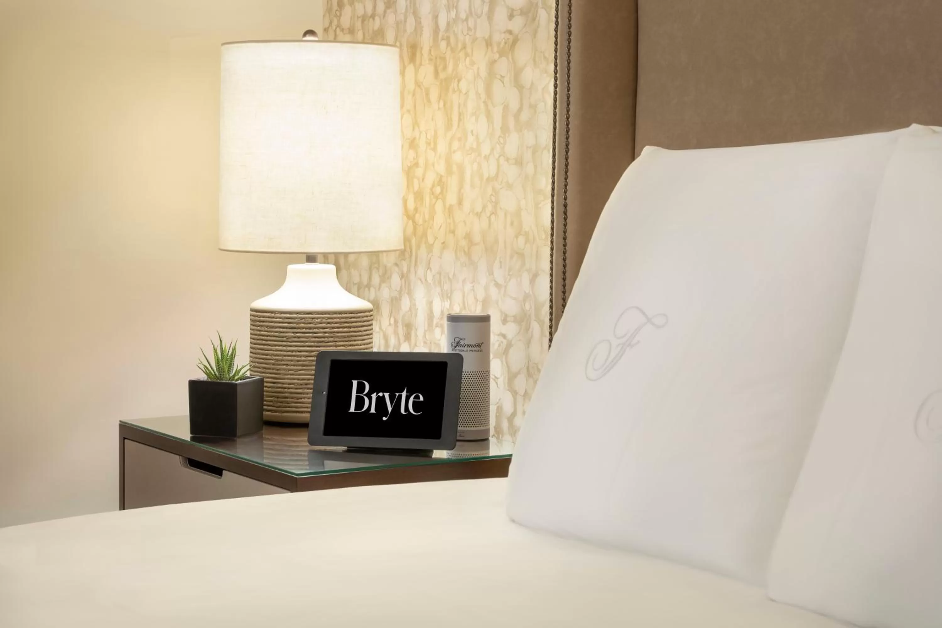 Bed in Fairmont Scottsdale Princess