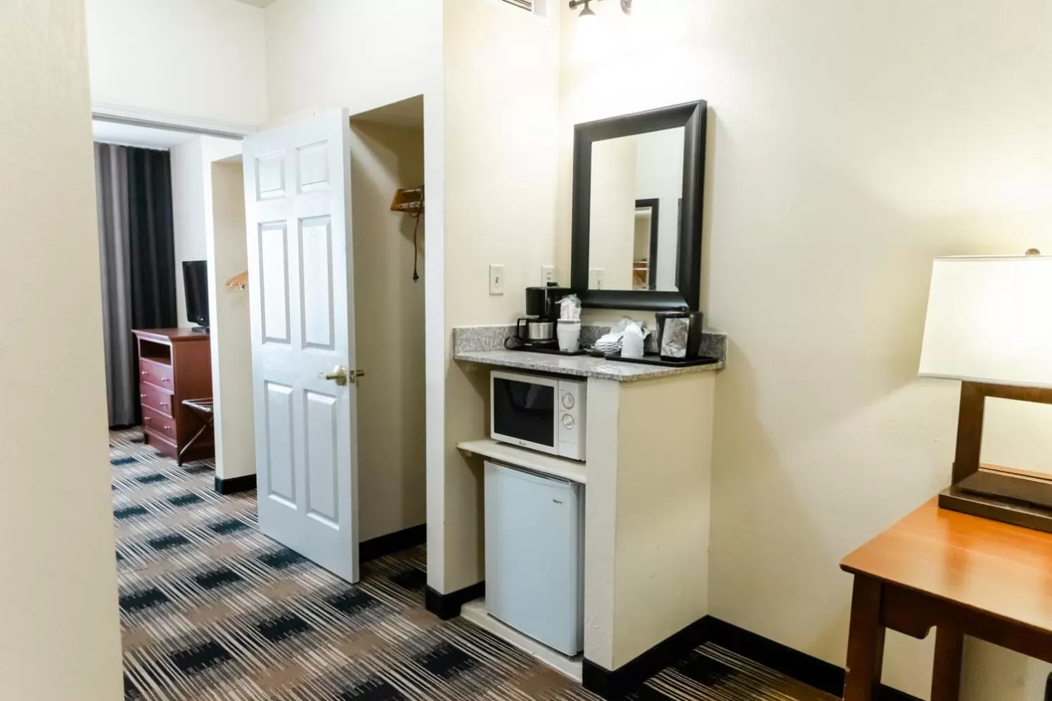 Country Inn & Suites by Radisson, Helen, GA