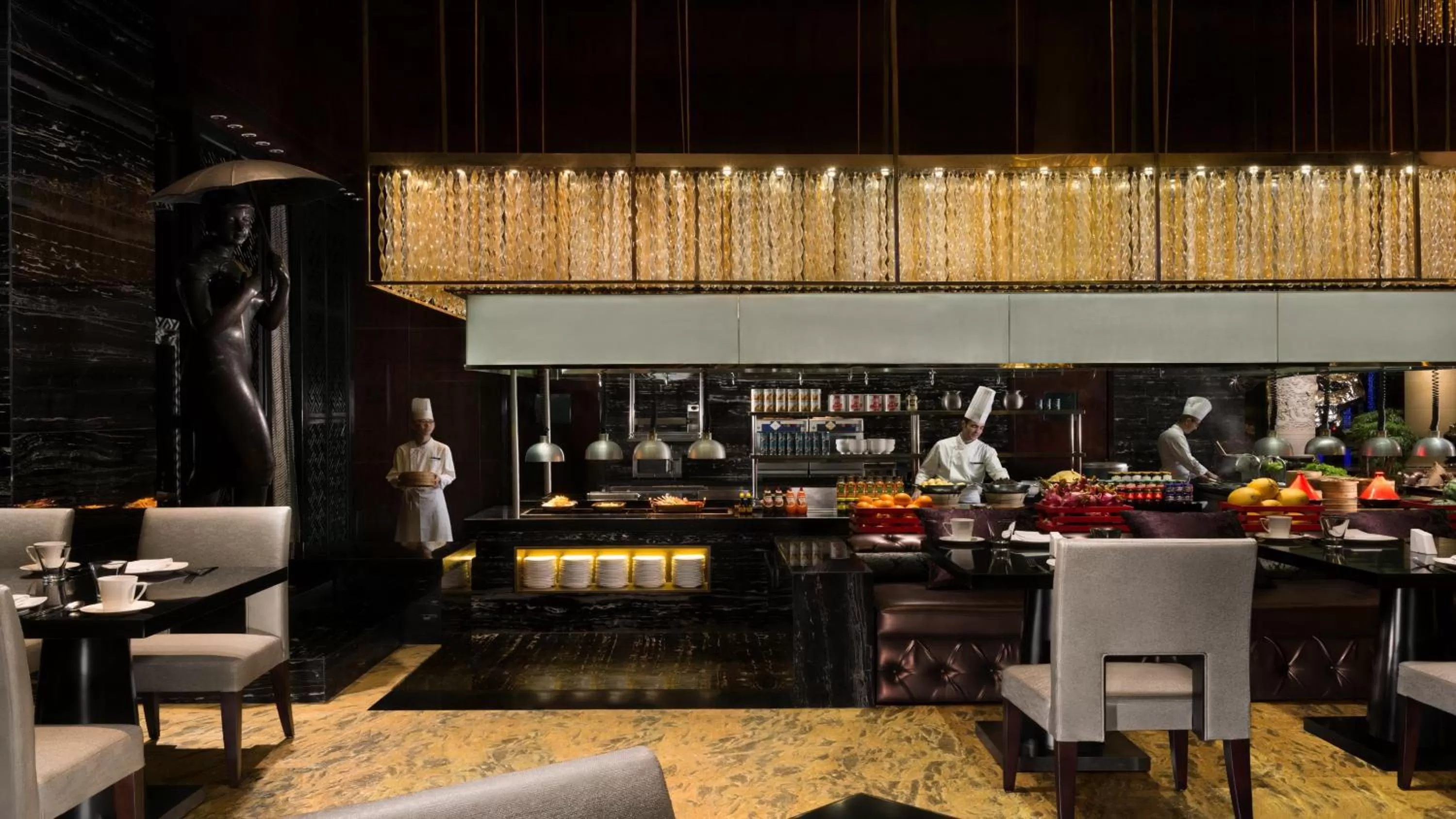 Restaurant/places to eat in InterContinental Shanghai Jing' An by IHG