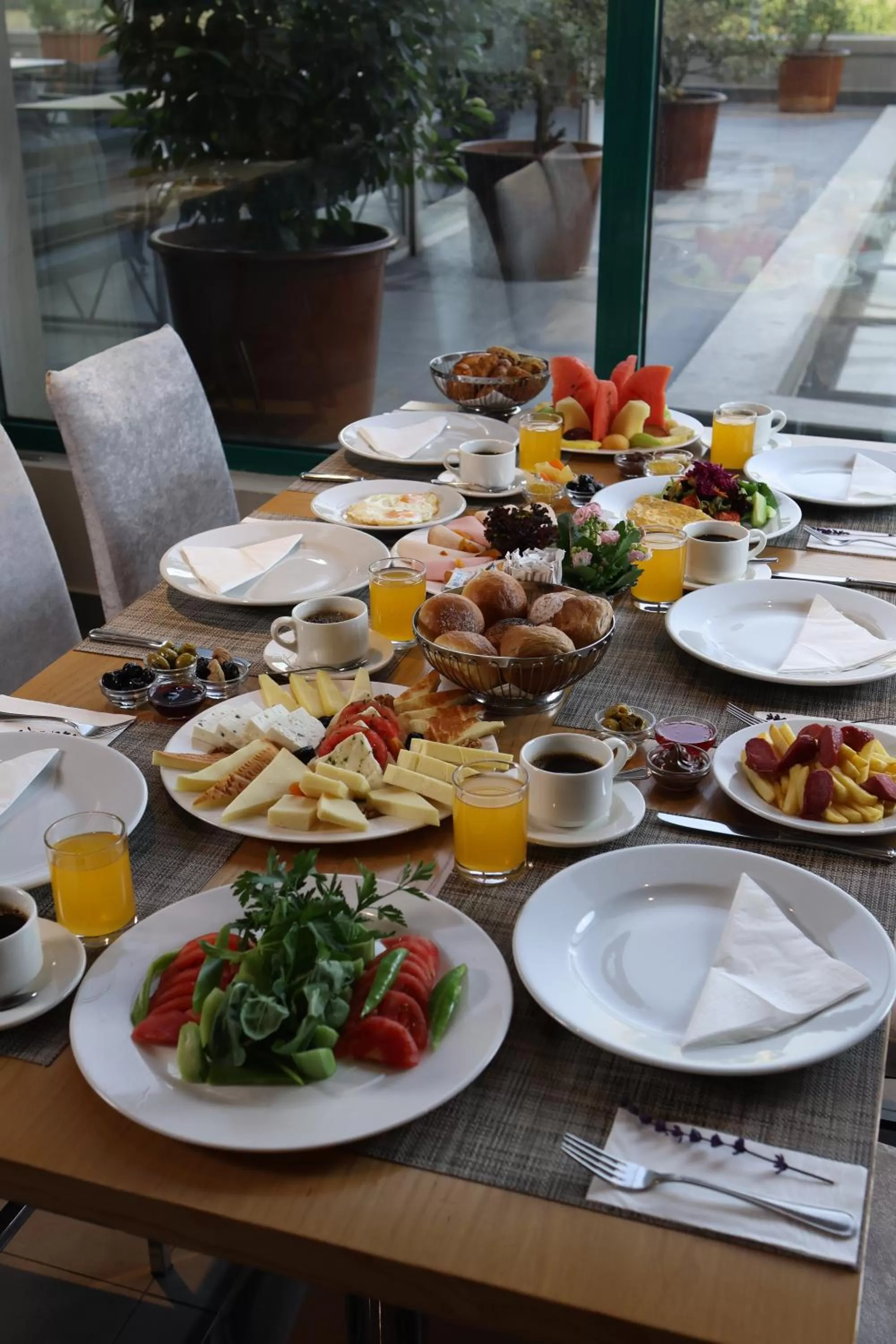 Breakfast in Nova Plaza Prime Hotel