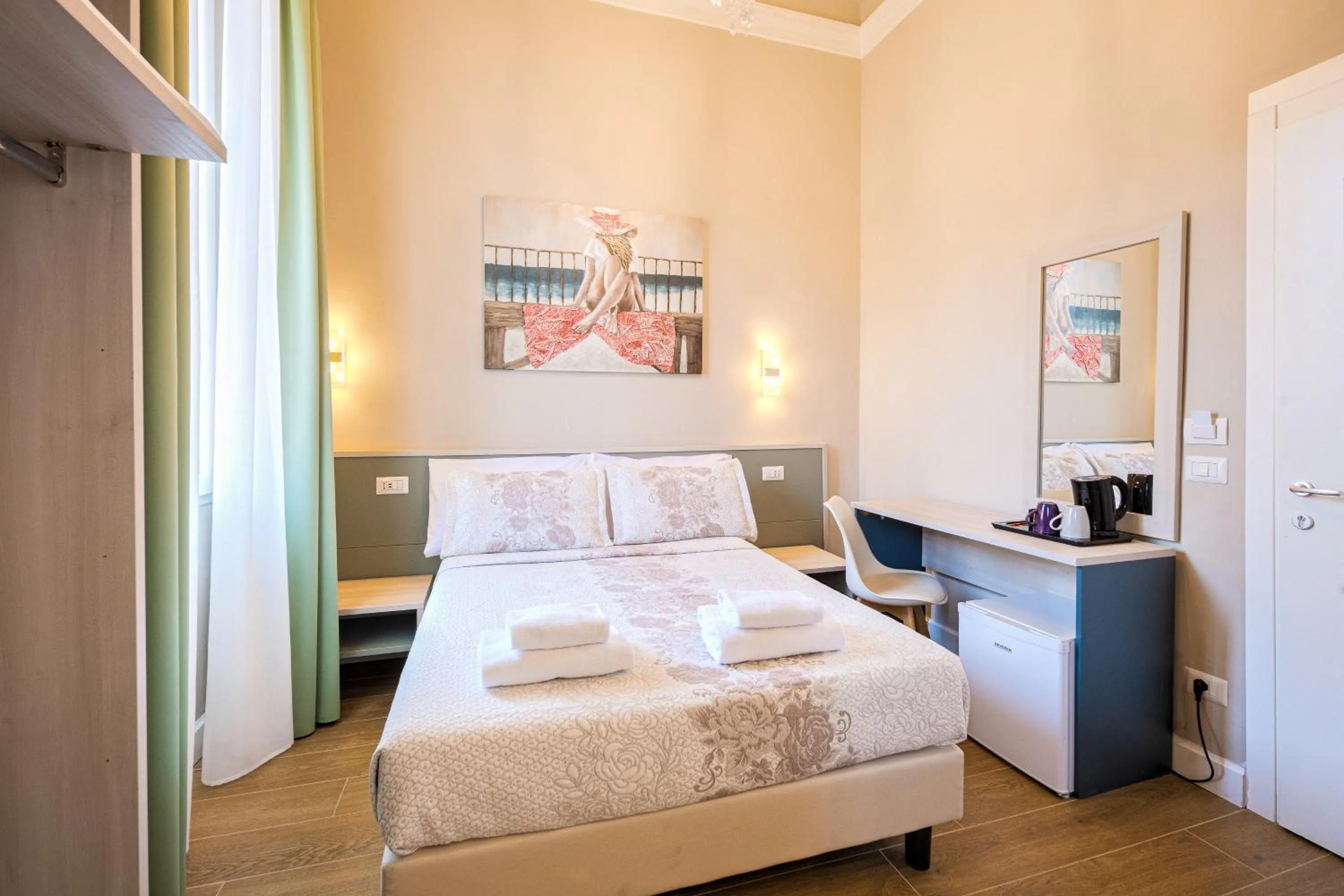 Bedroom, Bed in Hotel Bijou Roof Terrace