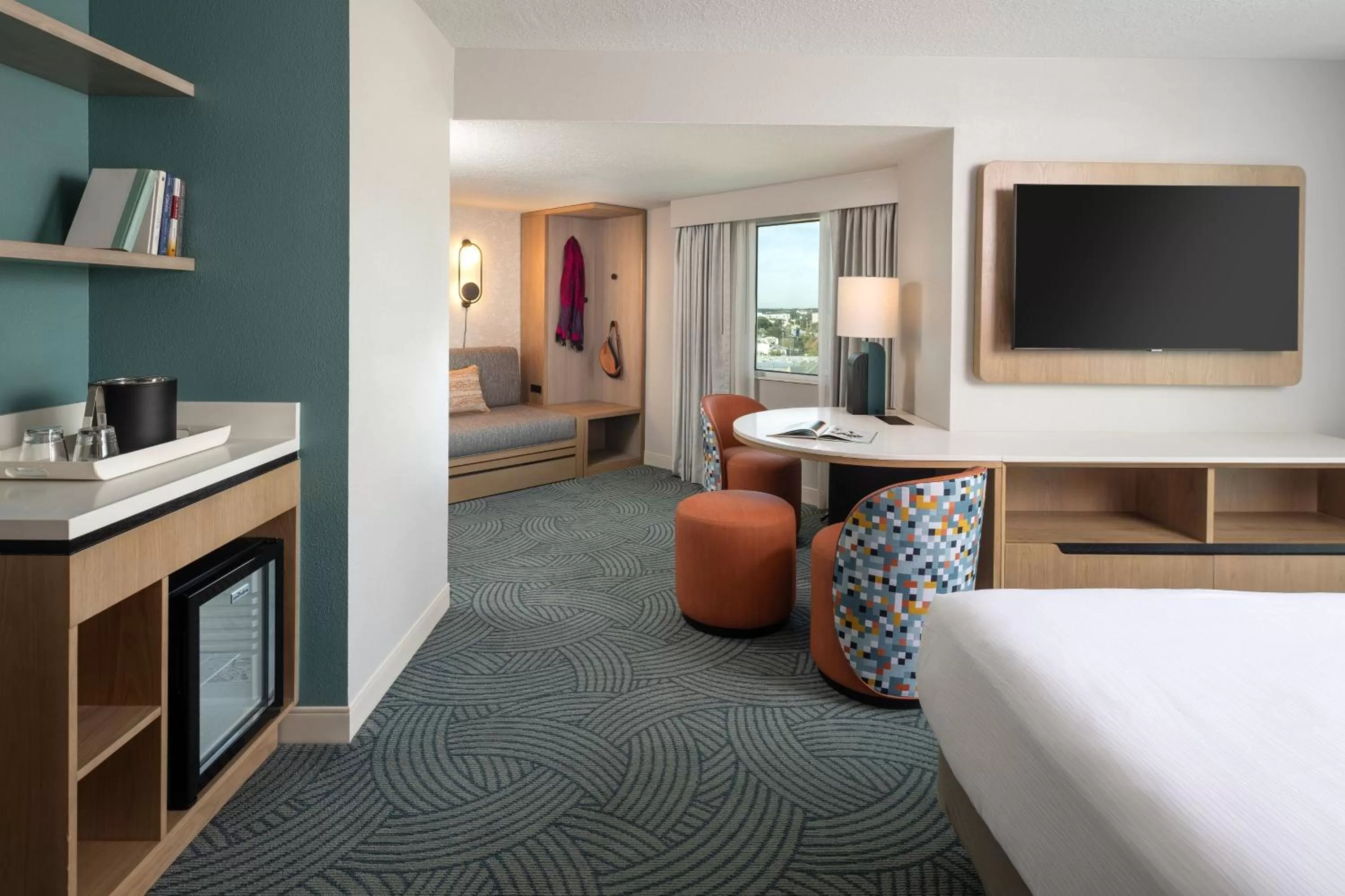 Photo of the whole room, Bed in Hotel Landy Orlando Universal Blvd, a Tribute Portfolio Hotel