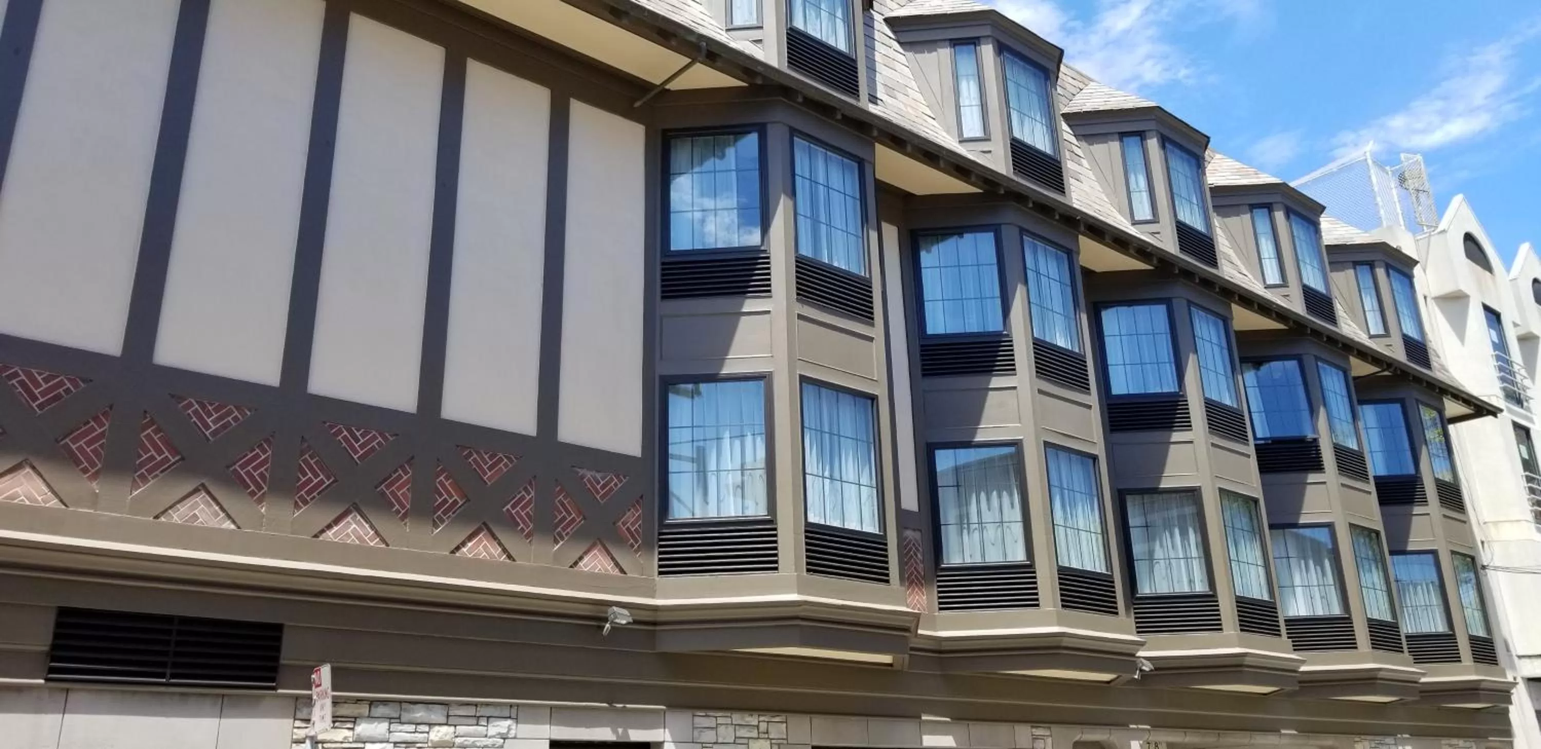 Facade/entrance in Chelsea Inn