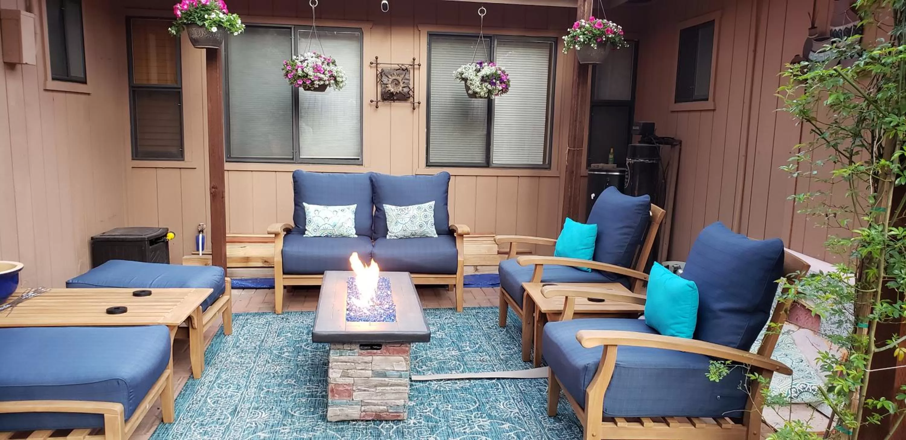 Patio, Seating Area in Whispering Creek Bed & Breakfast