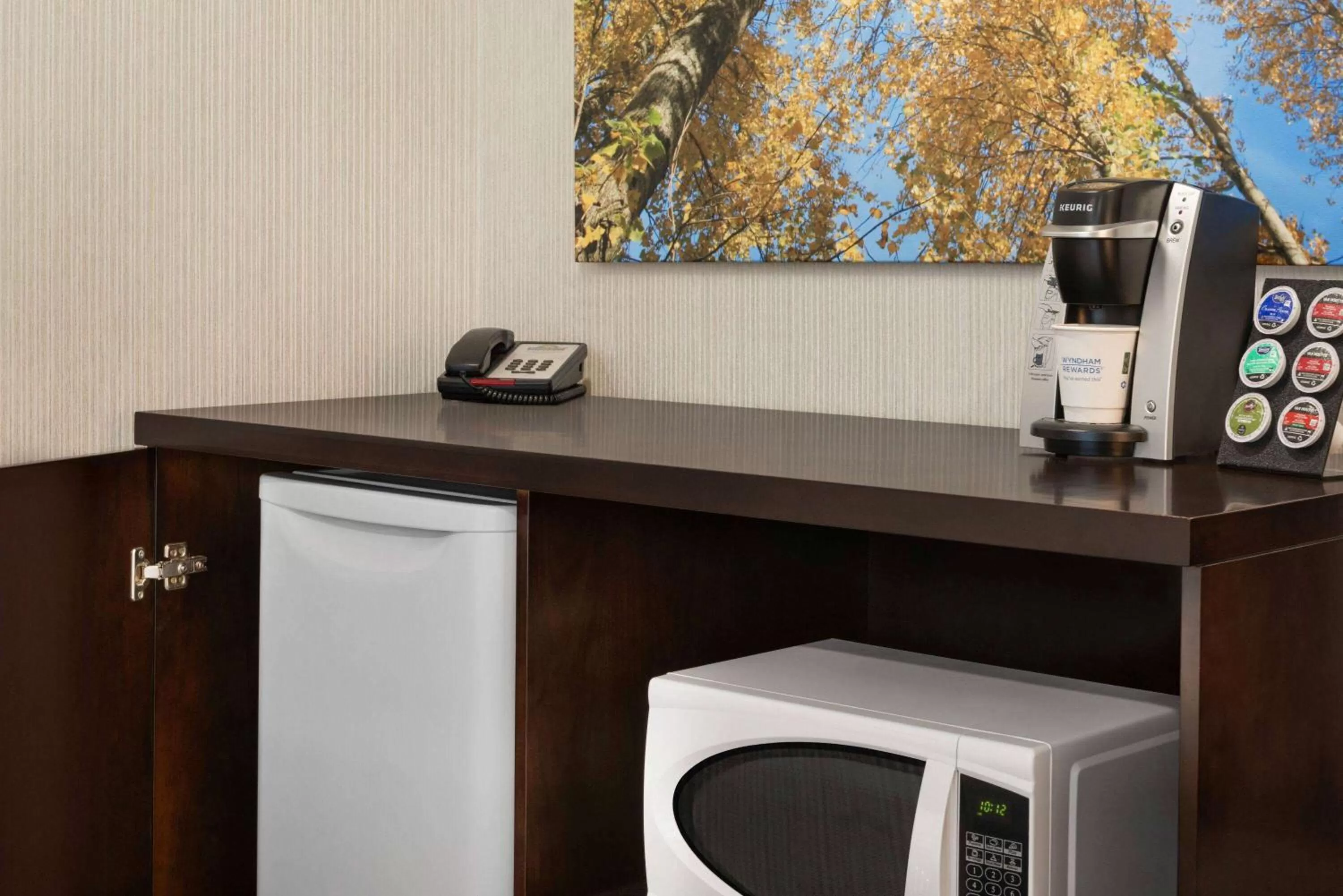 Photo of the whole room in Days Inn by Wyndham Wainwright