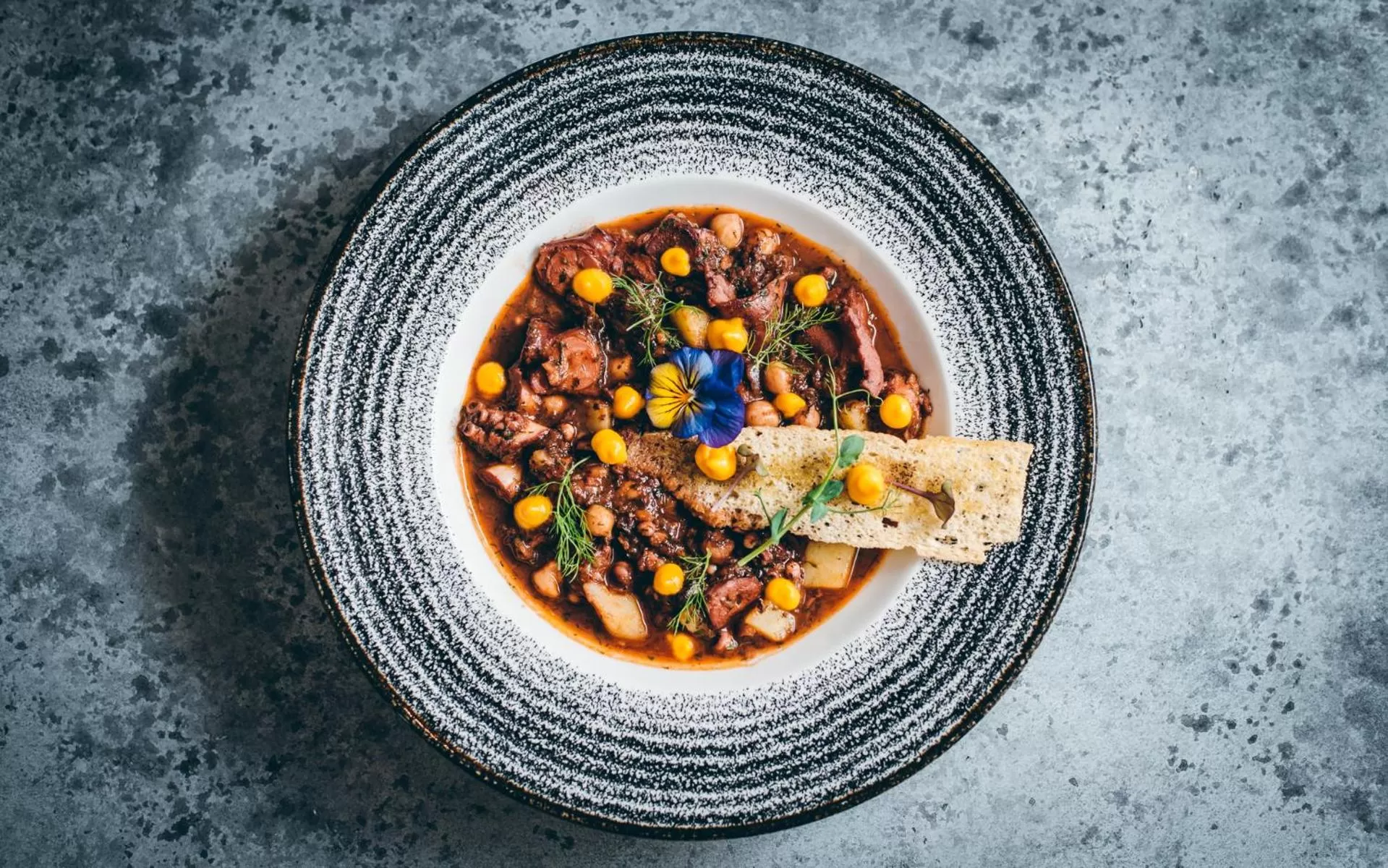 Food and drinks in Hotel More