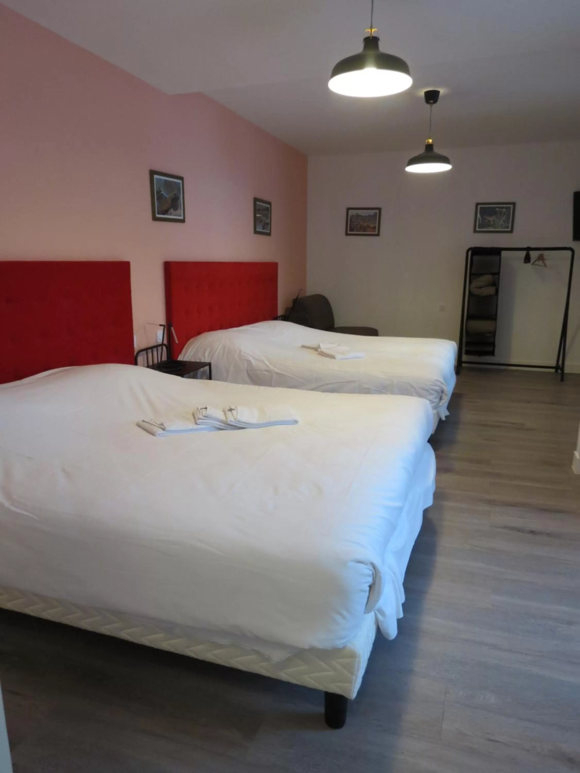 Bed in Hotel le Faisan