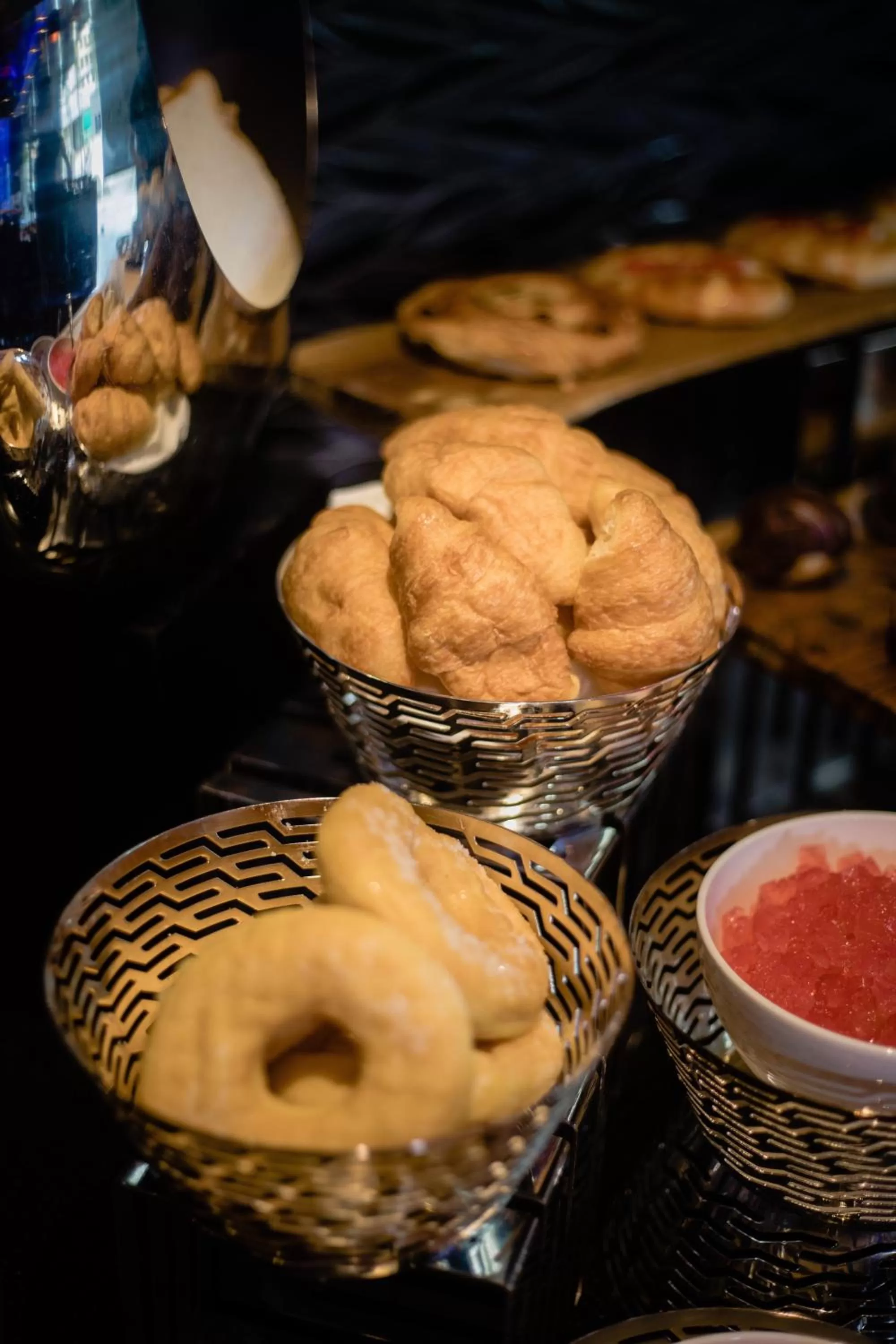 Restaurant/places to eat in Centara Azure Hotel Pattaya