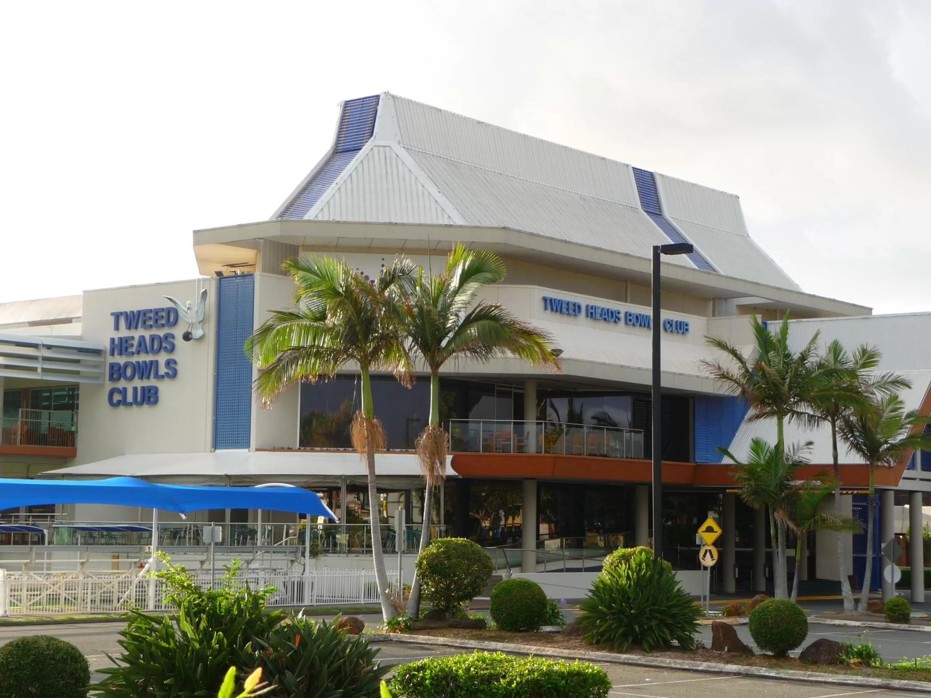 Restaurant/places to eat in Blue Pelican Motel