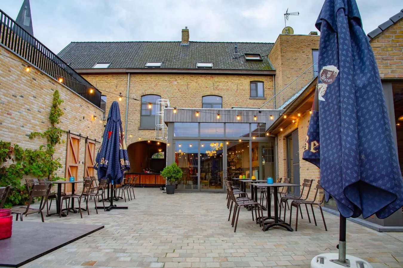 Property Building in Oud Gemeentehuis