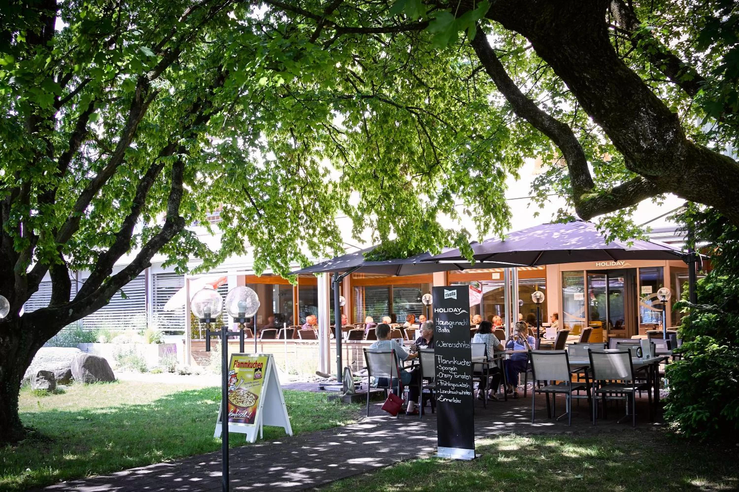 Restaurant/places to eat in Hotel Holiday Thun