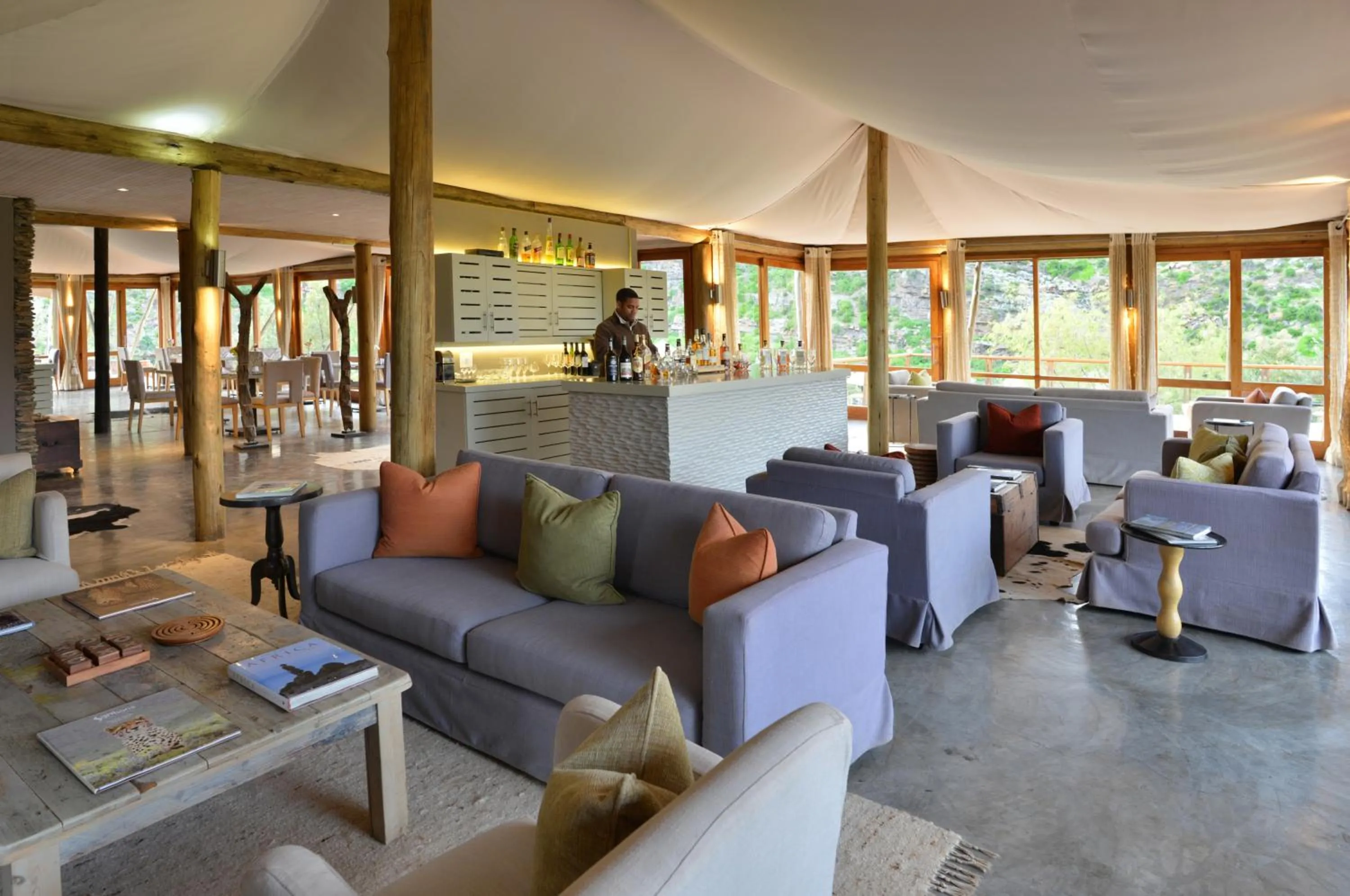 Lounge or bar in Sanbona Wildlife Reserve