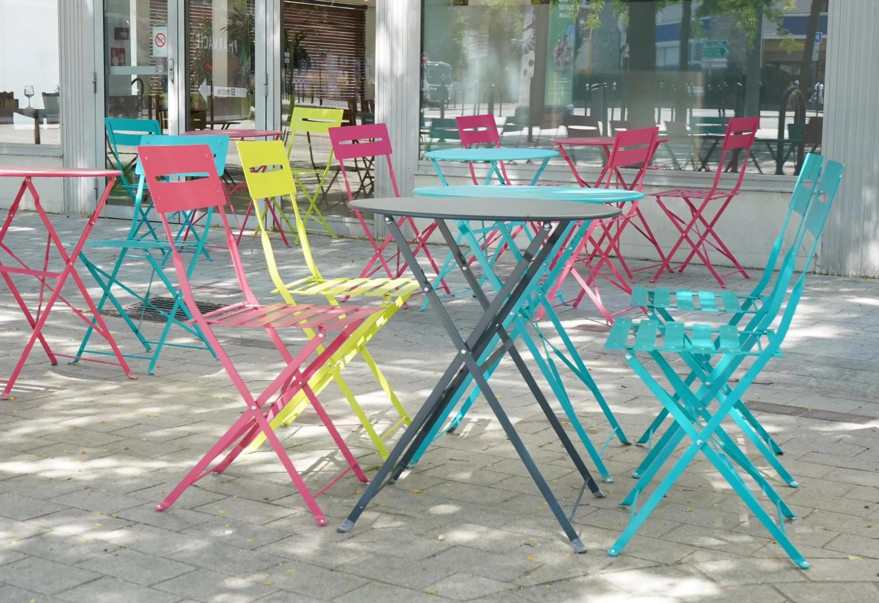 Patio in ibis Lille Tourcoing Centre