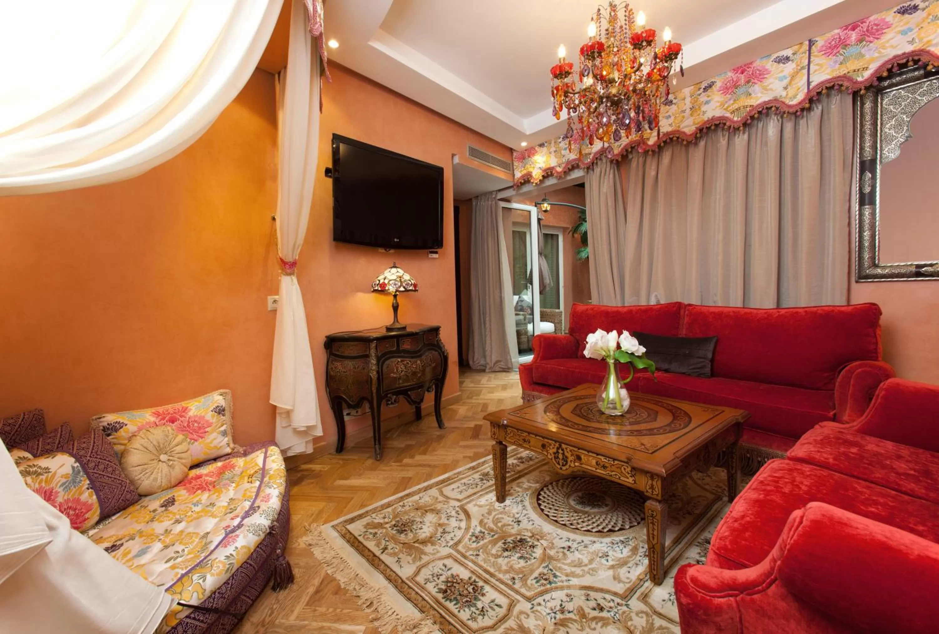 Living room in Art Palace Suites & Spa