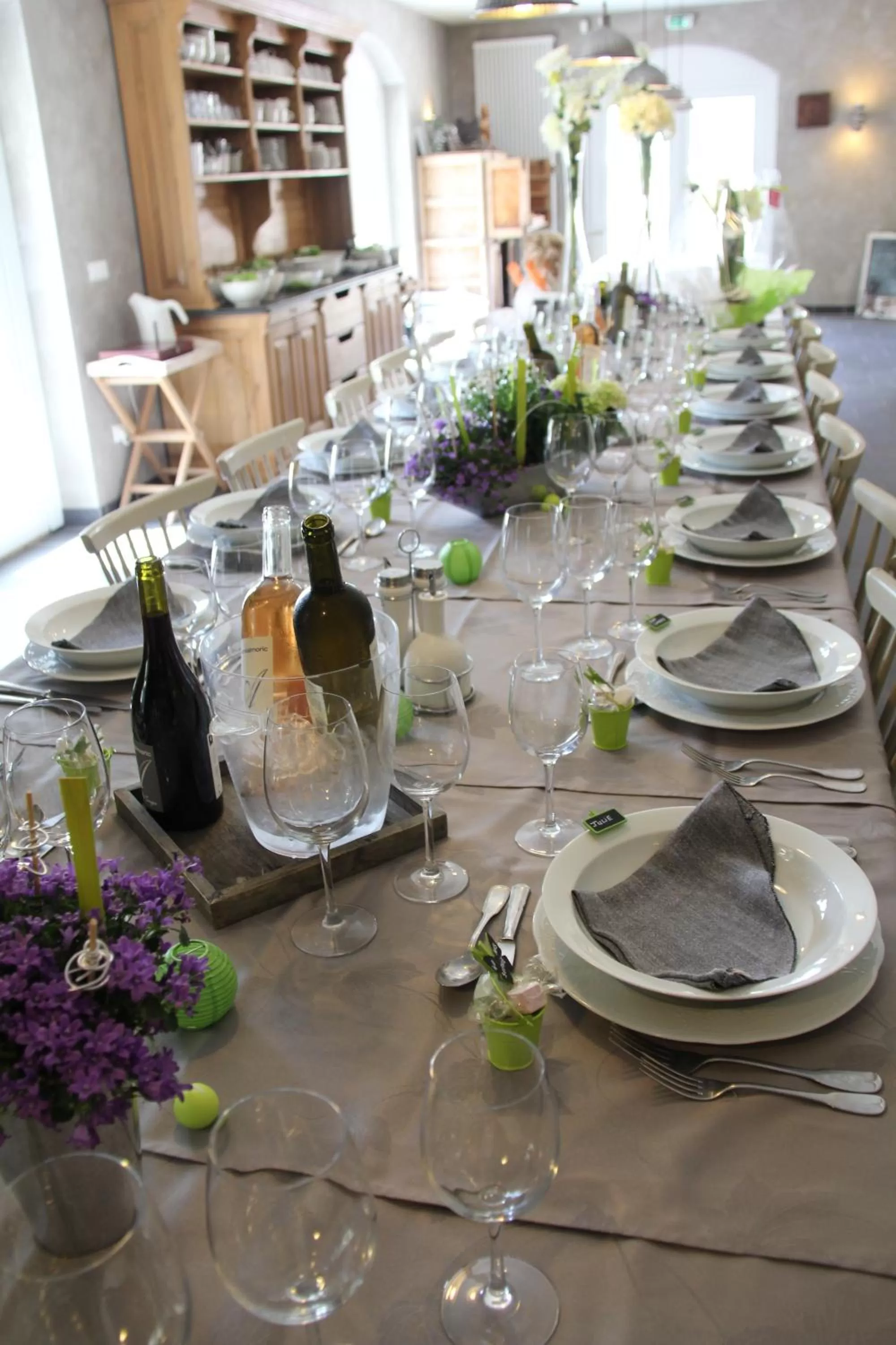 Restaurant/Places to Eat in Moulin Mariman